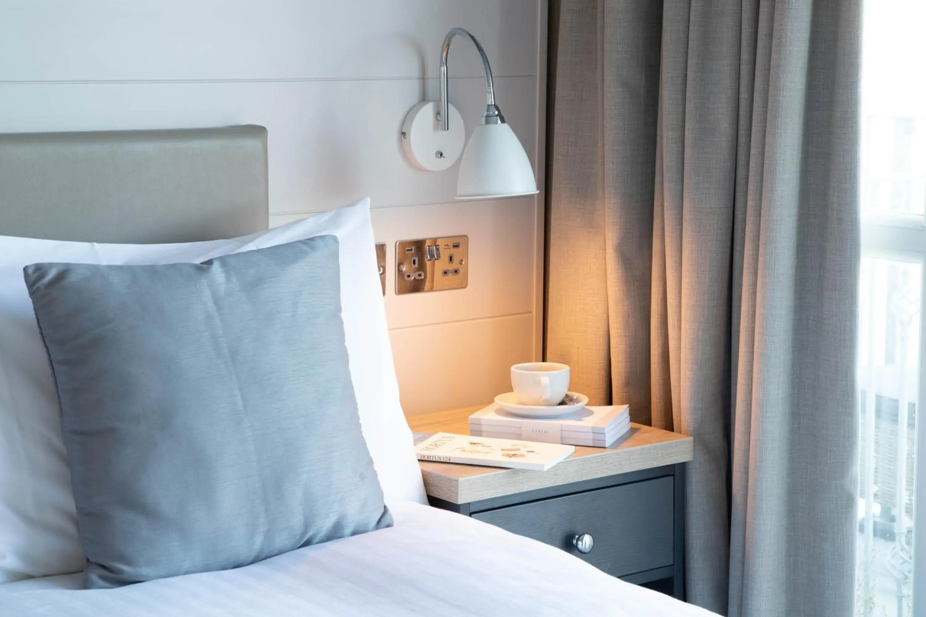 Superior Double Room with Sea View in Ship and Castle Hotel Superior Double Room with Sea View in Ship and Castle Hotel