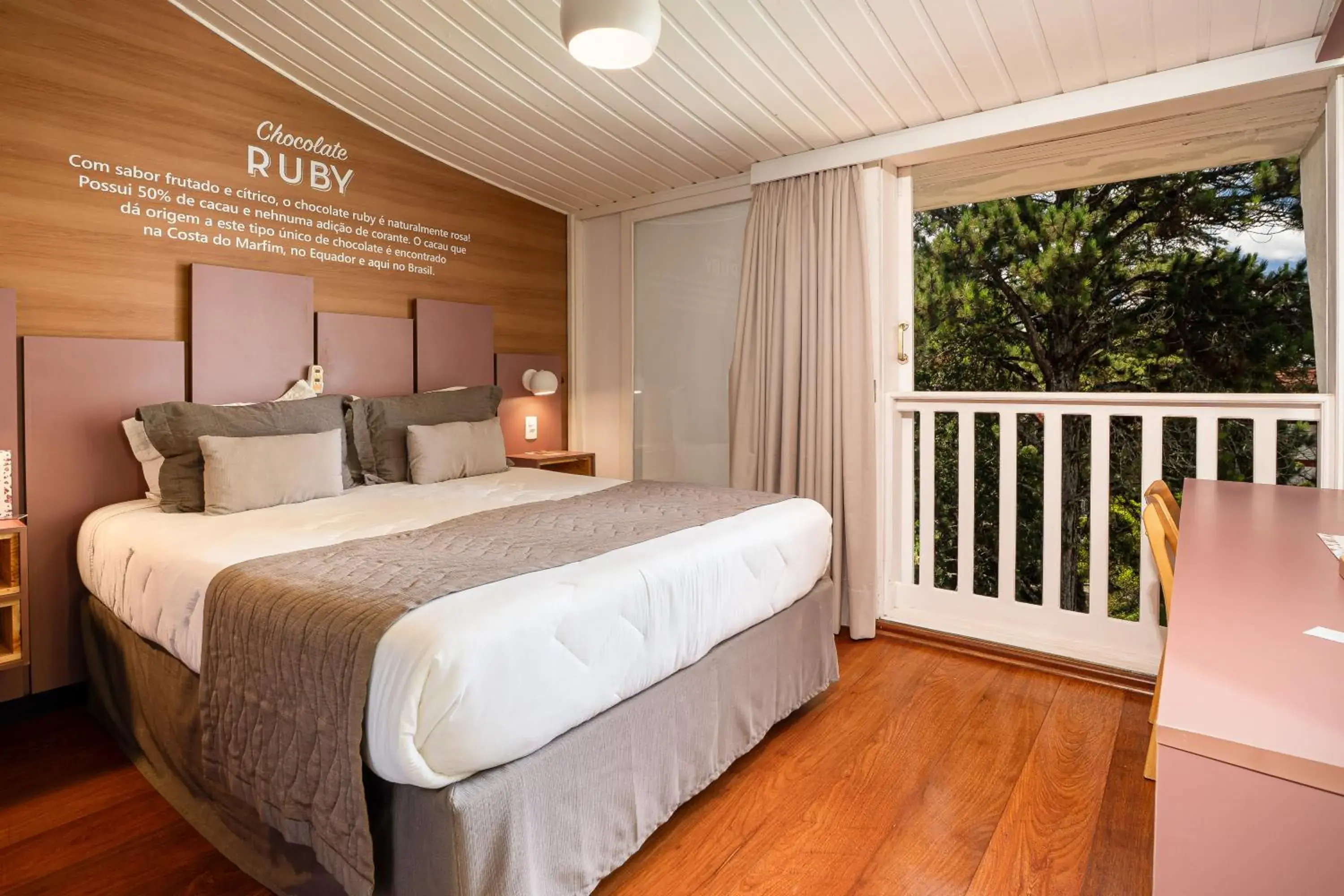 Superior Queen Room in Casa Sabor Chocolate - Bed and Breakfast Superior Queen Room in Casa Sabor Chocolate - Bed and Breakfast