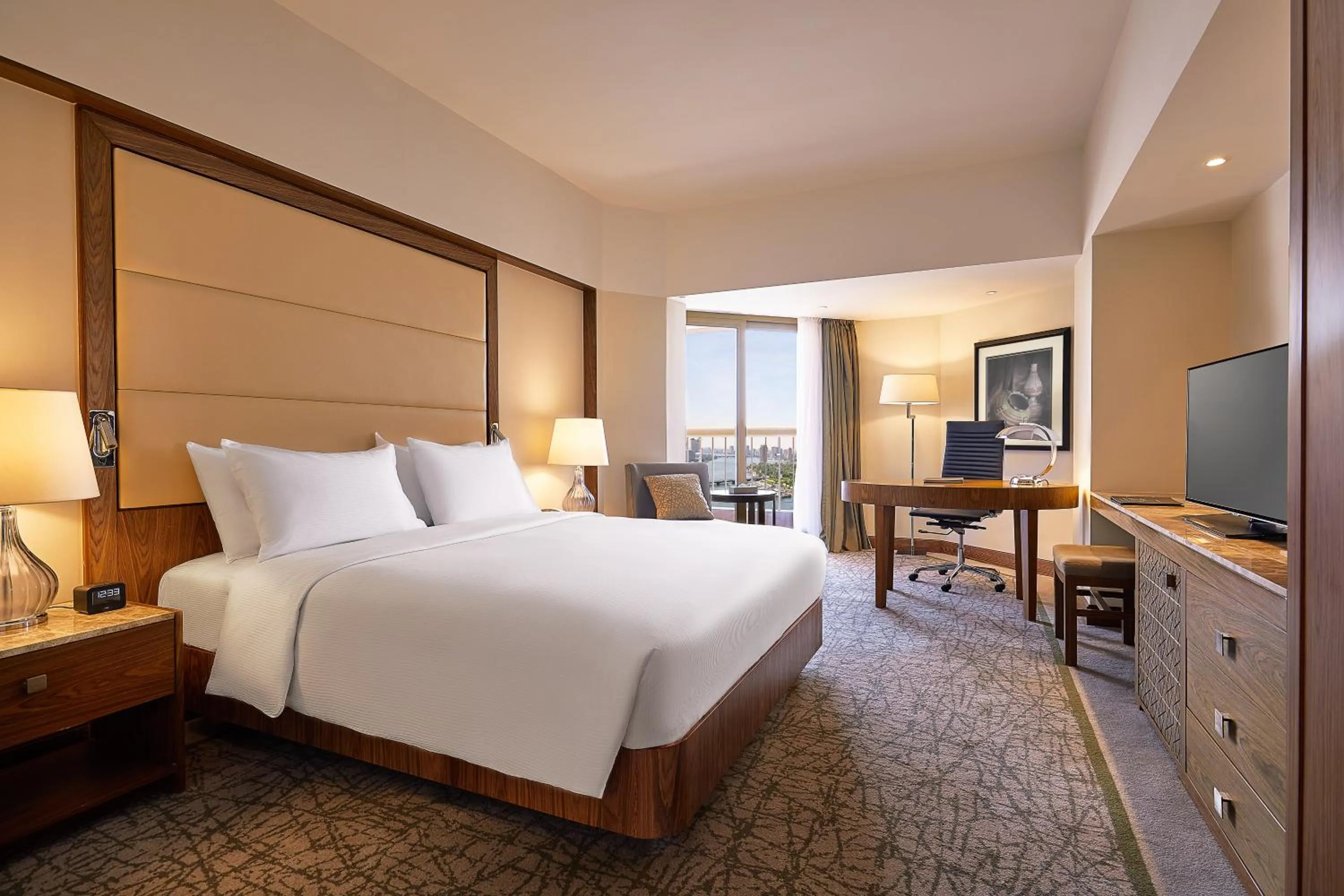 Photo of the whole room, Bed in Ramses Hilton Hotel & Casino