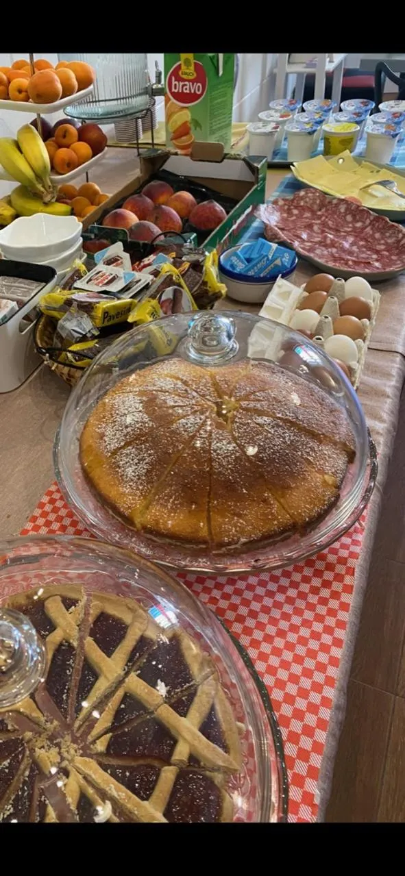 Breakfast in Villa Gelsomino Garden