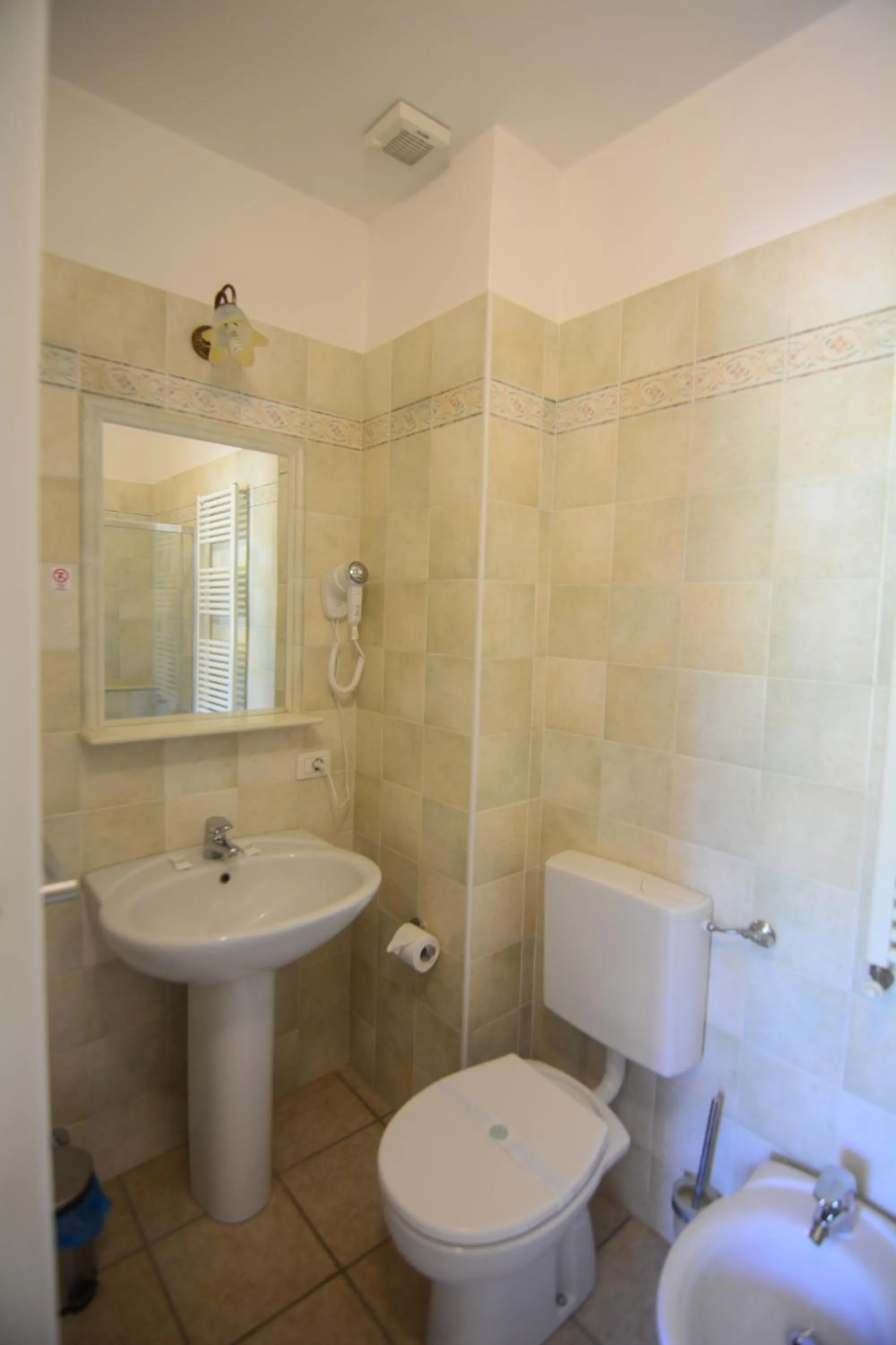 Bathroom in Villa Gelsomino Garden