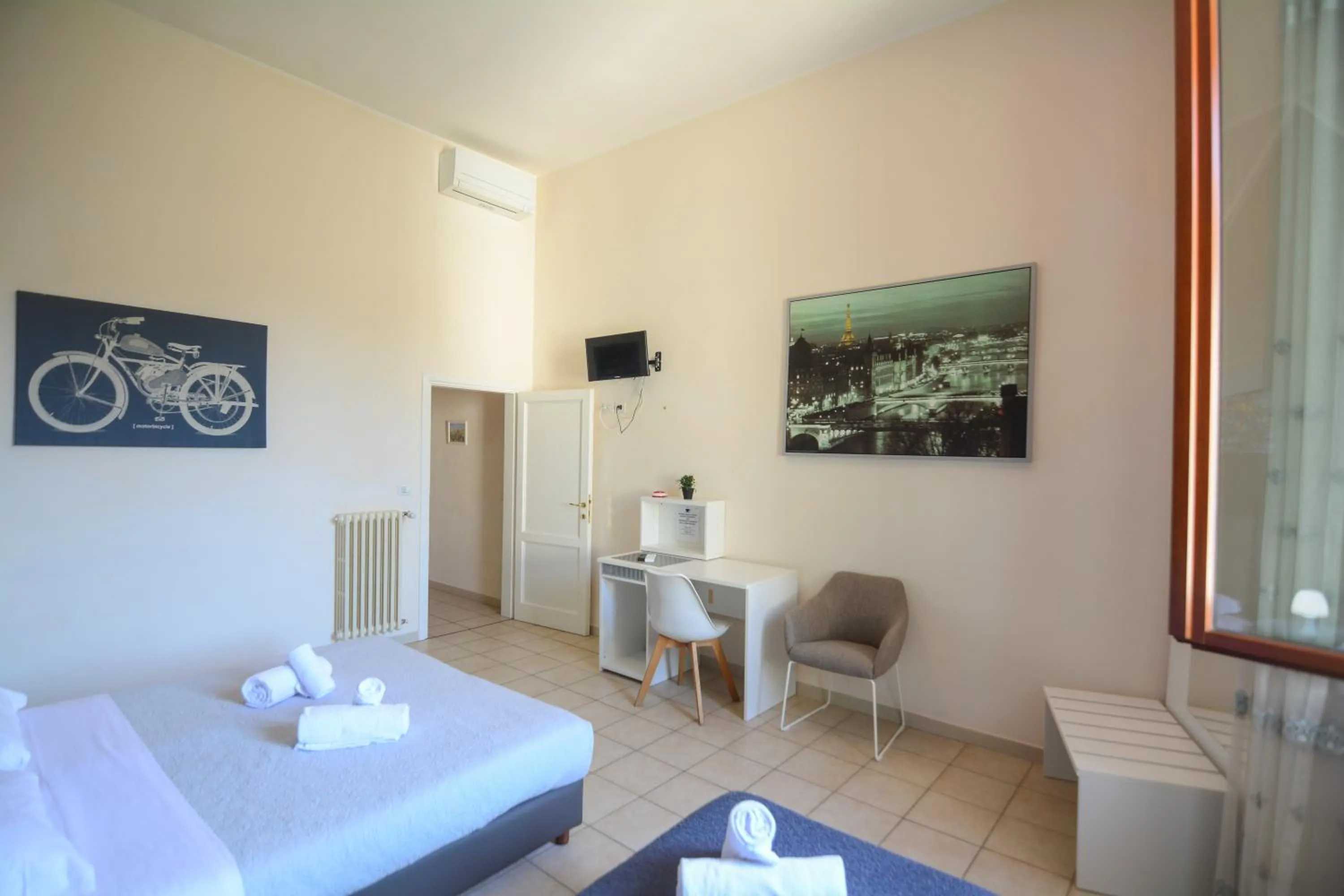 Bedroom, Bed in Villa Gelsomino Garden