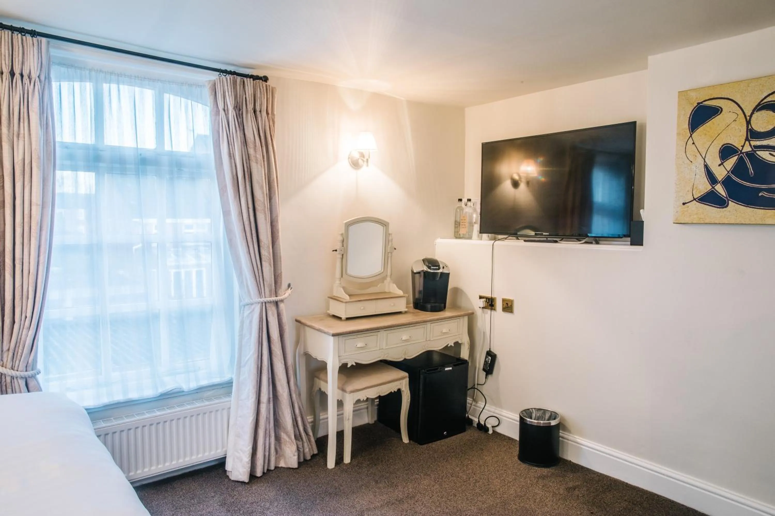 The Old Fourpenny Hotel