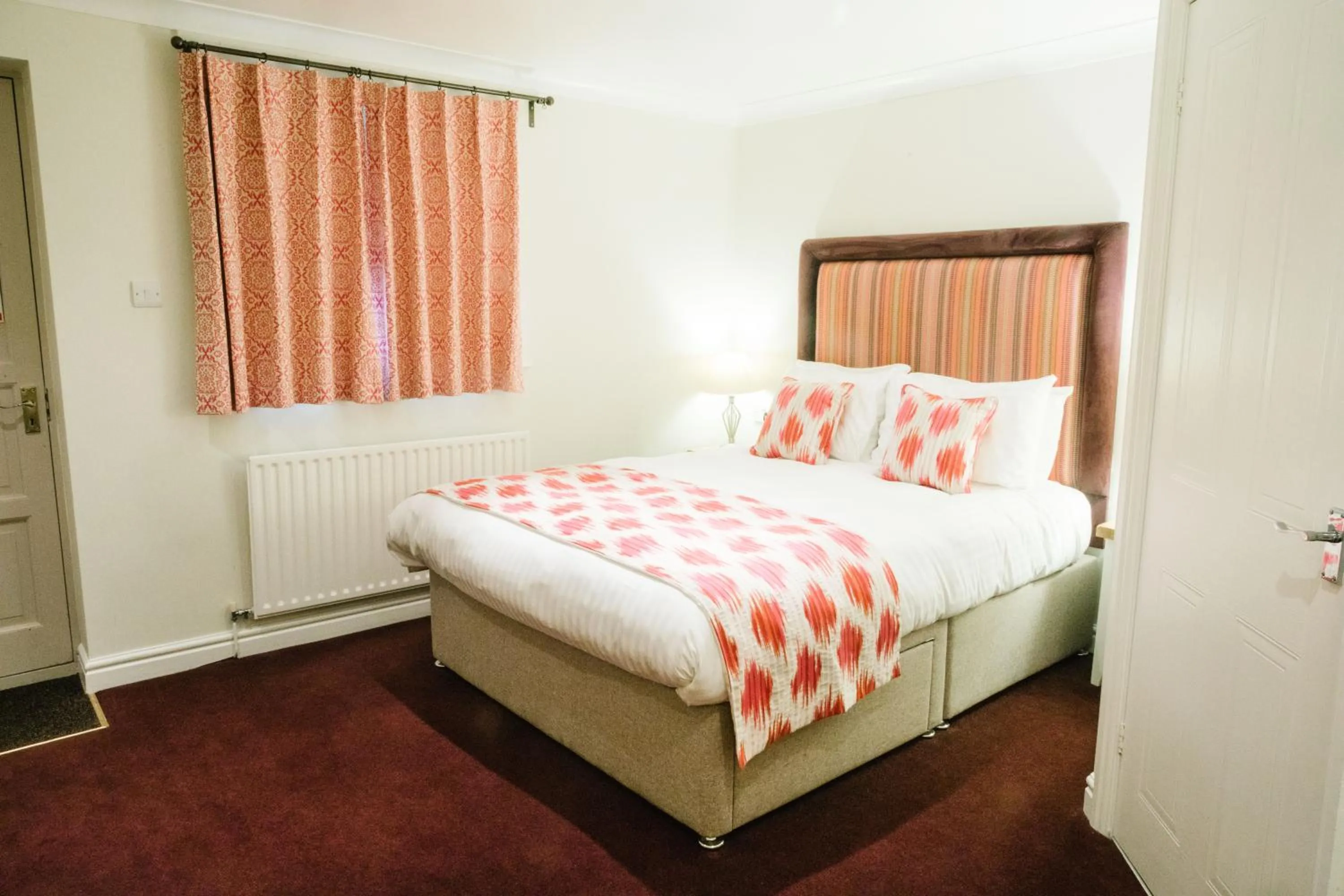 Bed in The Old Fourpenny Hotel