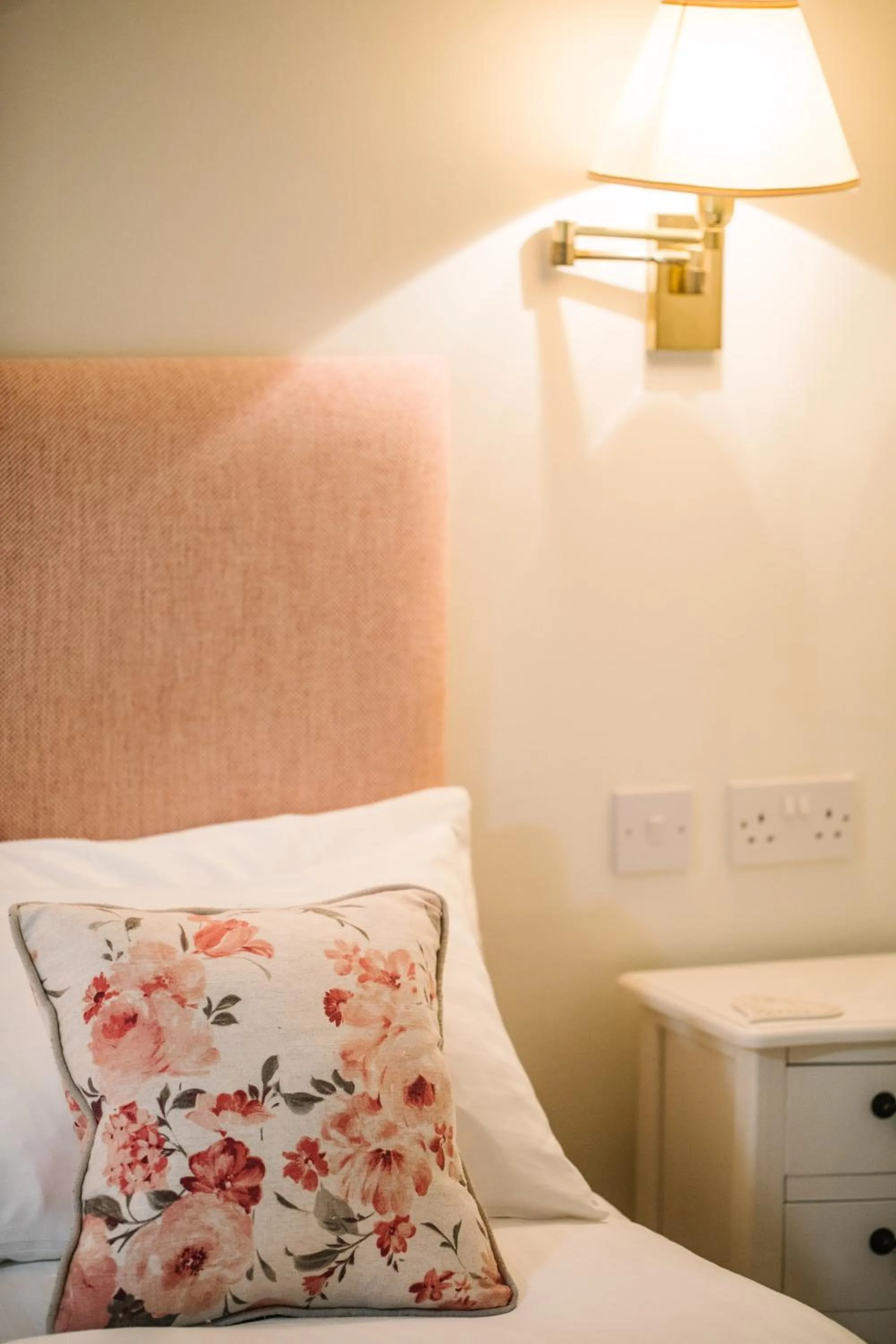 Bed in The Old Fourpenny Hotel