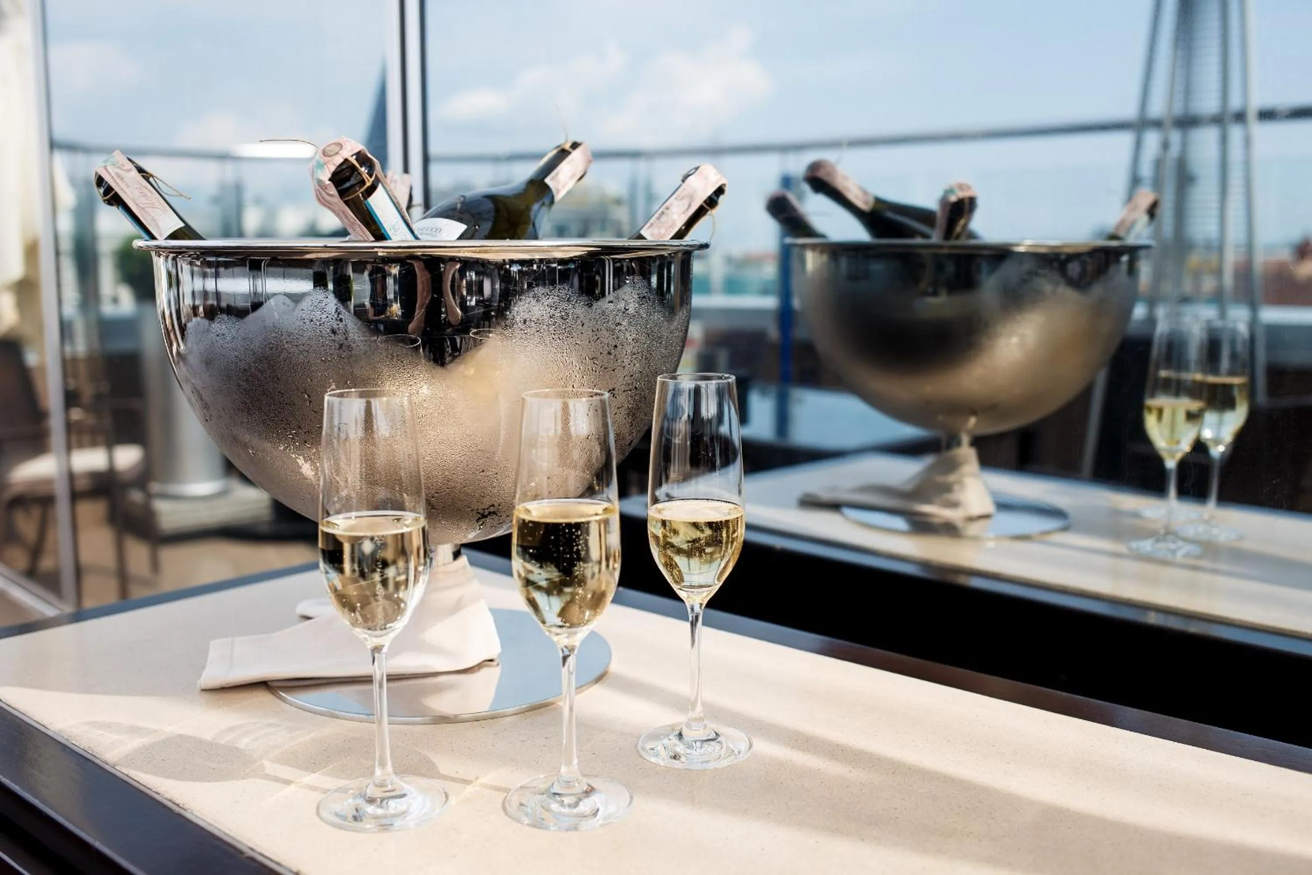 Restaurant/places to eat in Hyatt Regency Kyiv