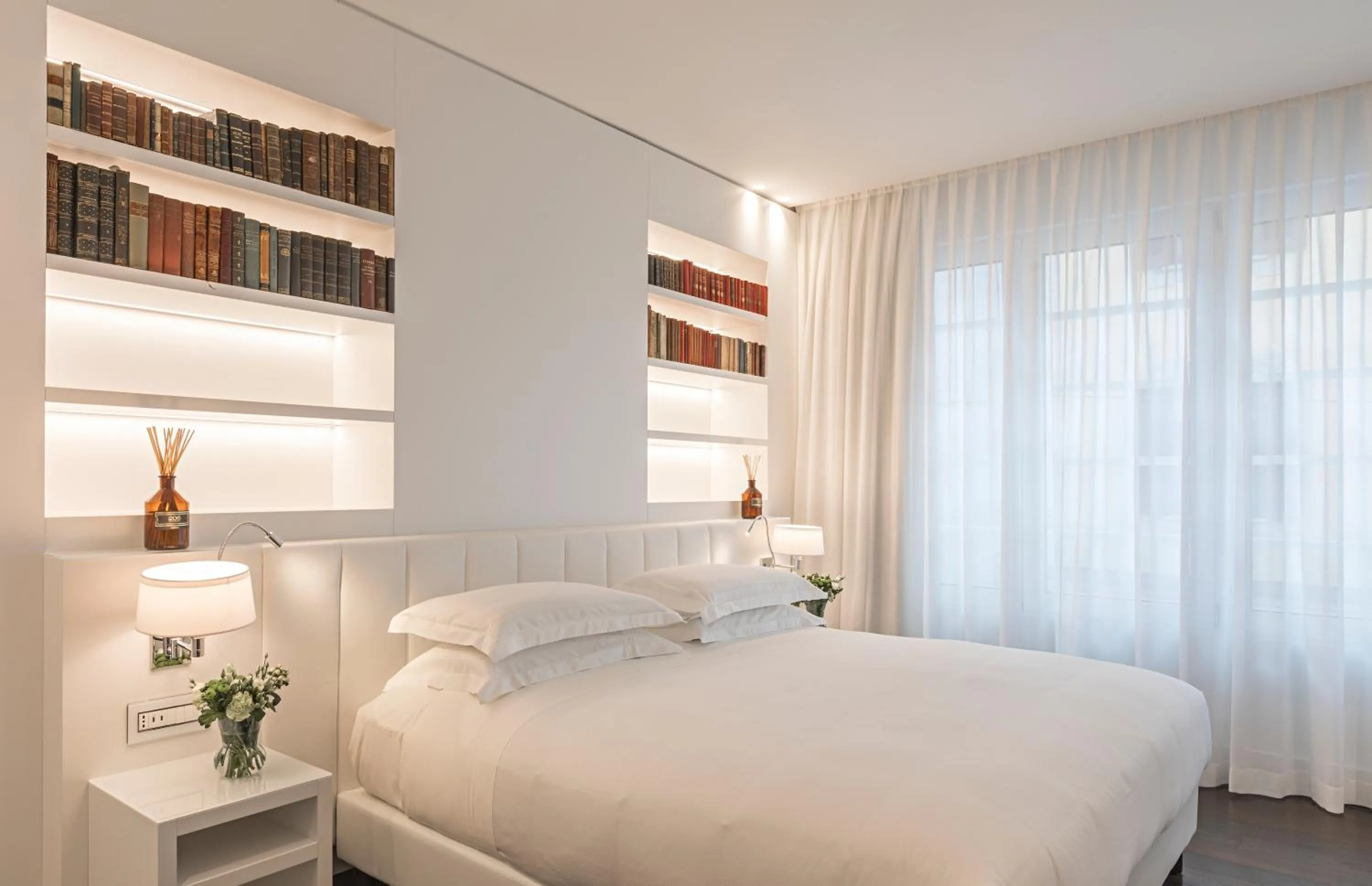 Bedroom, Bed in Magna Pars l'Hotel à Parfum, Small Luxury Hotels of the World