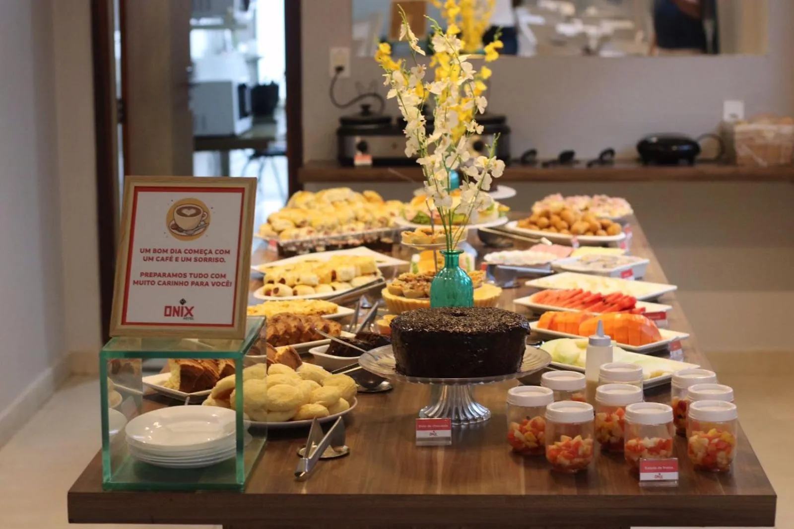 Buffet breakfast in Onix Hotel Aeroporto