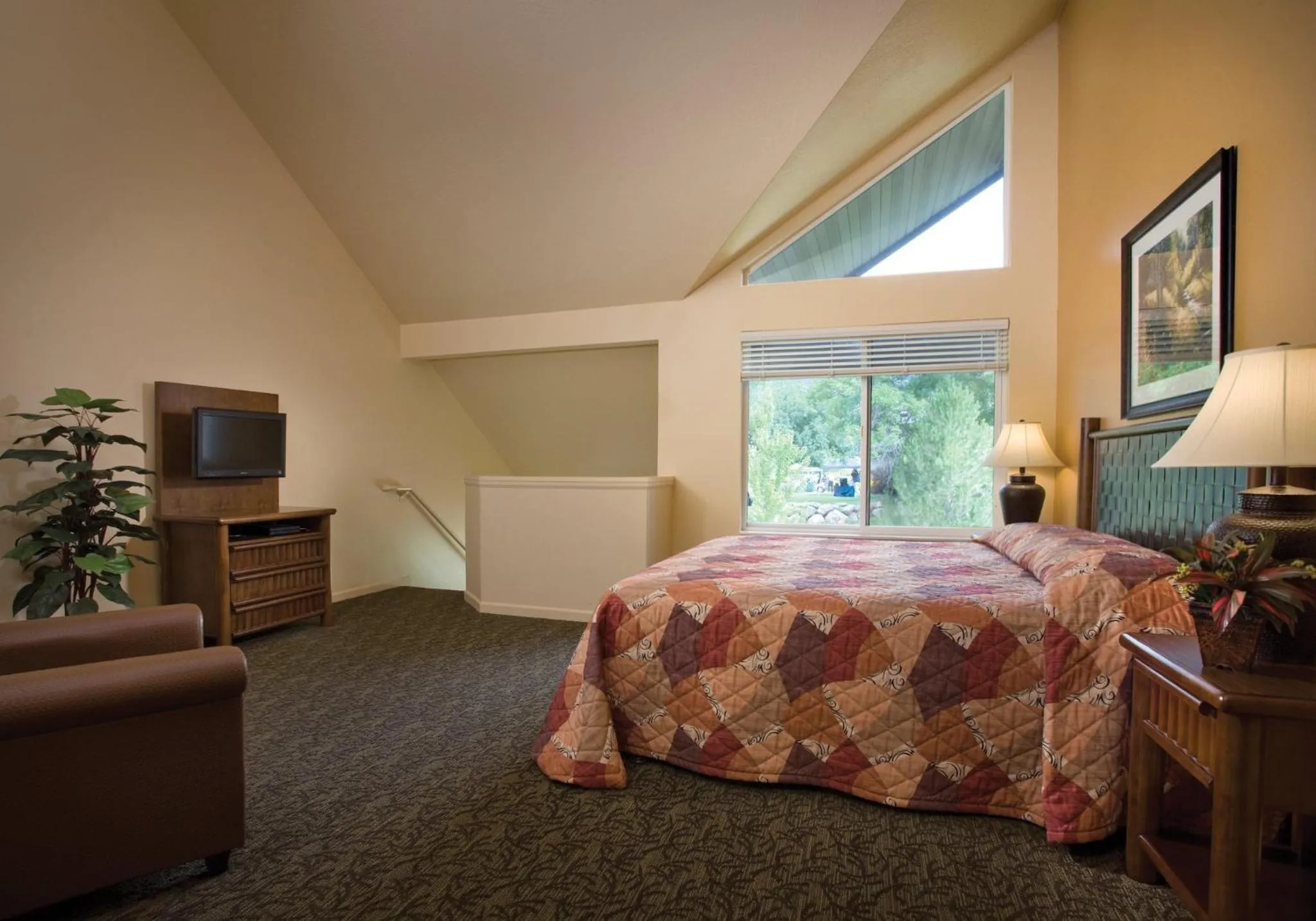 Photo of the whole room, Bed in WorldMark Wolf Creek