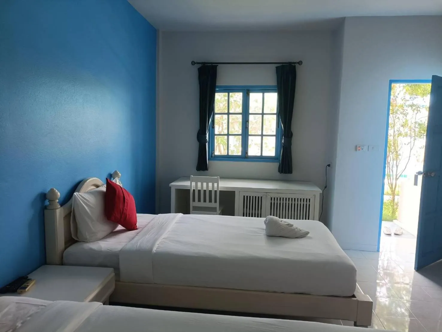 View (from property/room), Bed in March Samui Resort