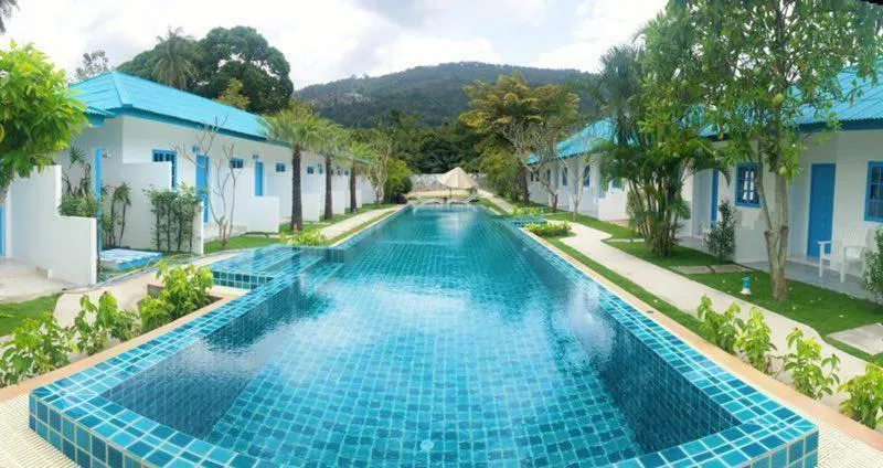 Swimming pool in March Samui Resort