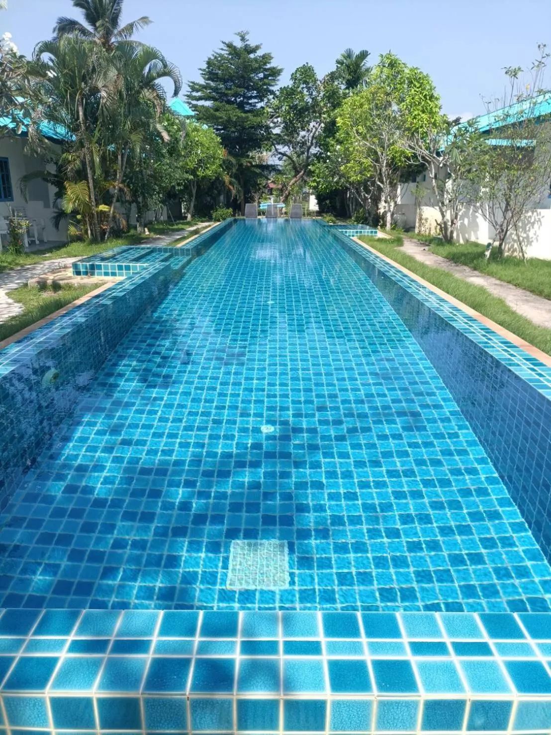Swimming pool in March Samui Resort