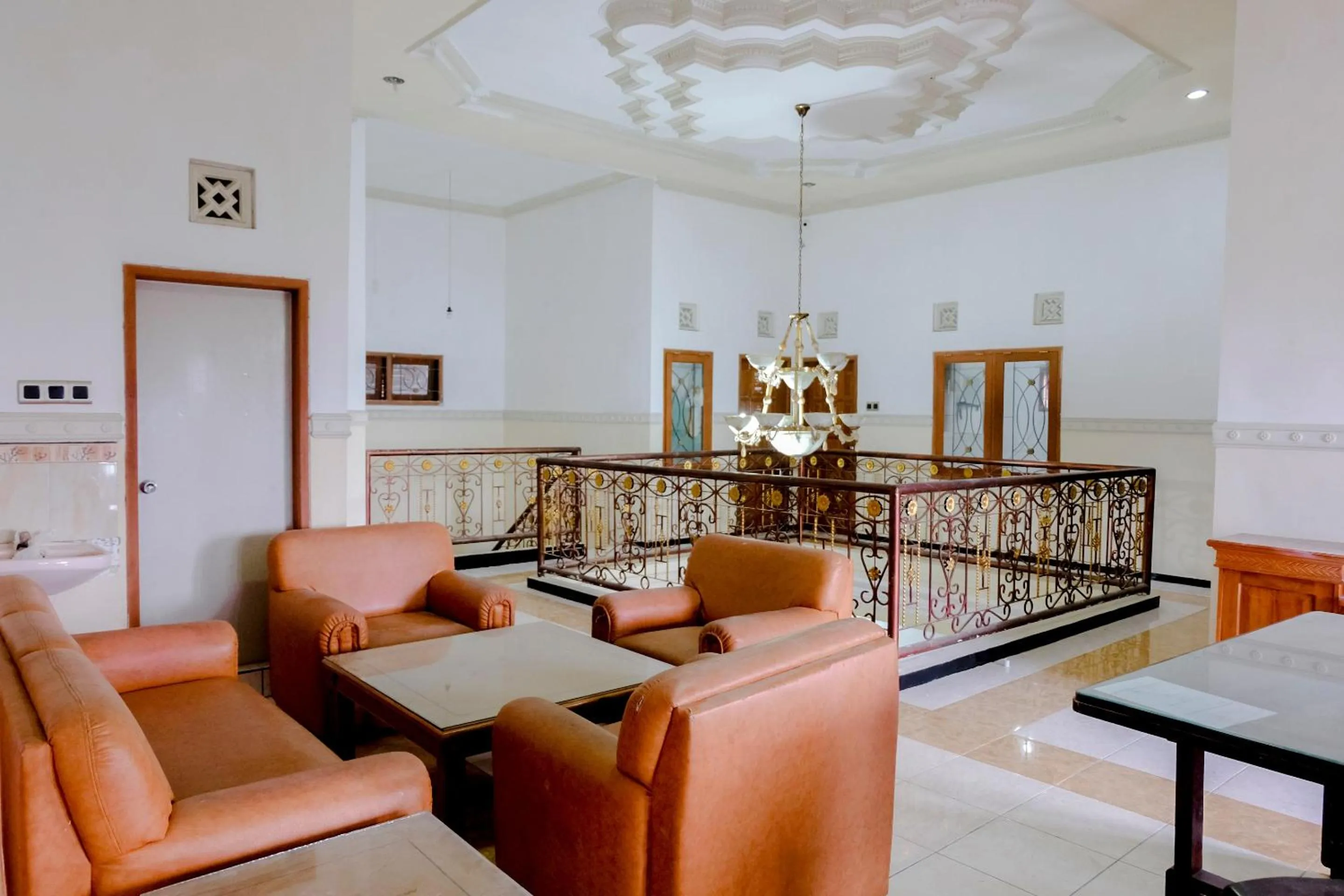 Lobby or reception in OYO Life 538 Villa Handayani Syariah