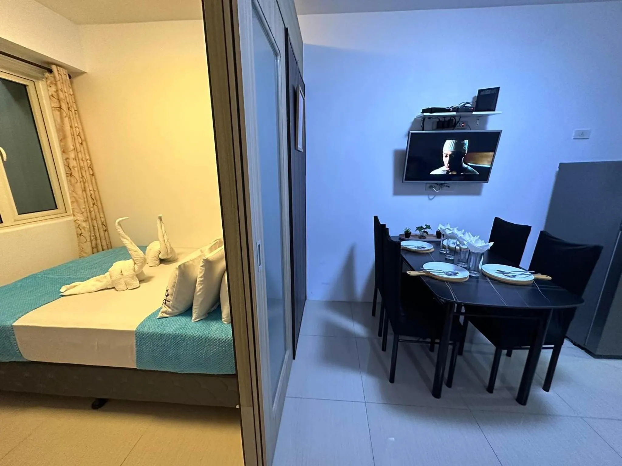 Bedroom in Shore Residences, Mall Of Asia Complex Stayction by PBYY