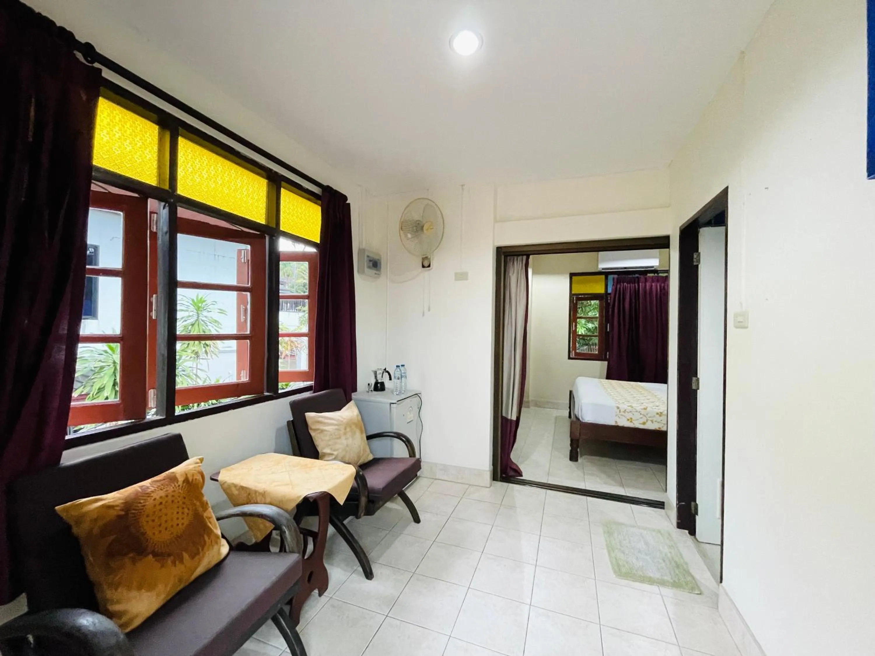 Bed in Meewaya Hotel