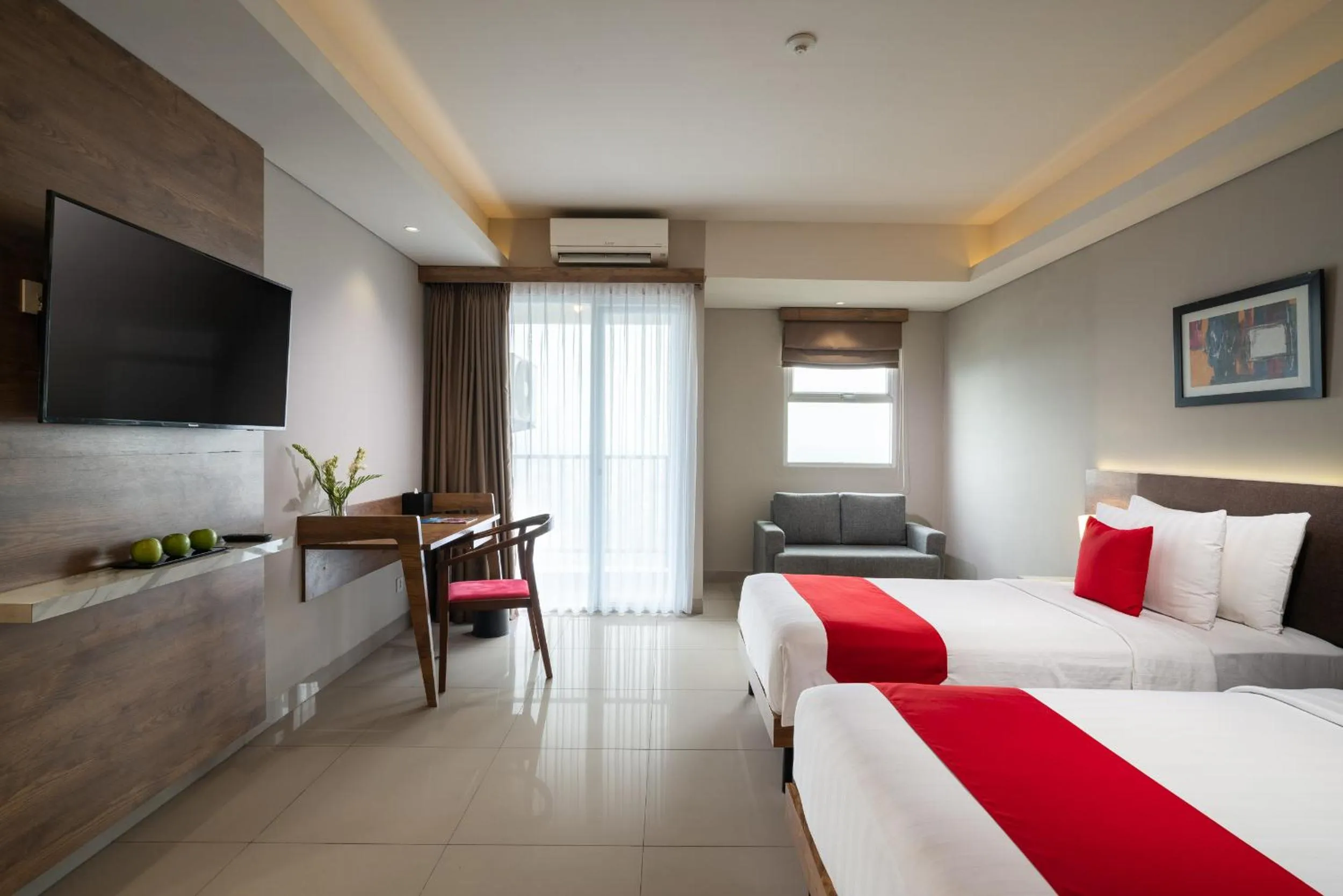Bedroom, Bed in Sahid Serpong