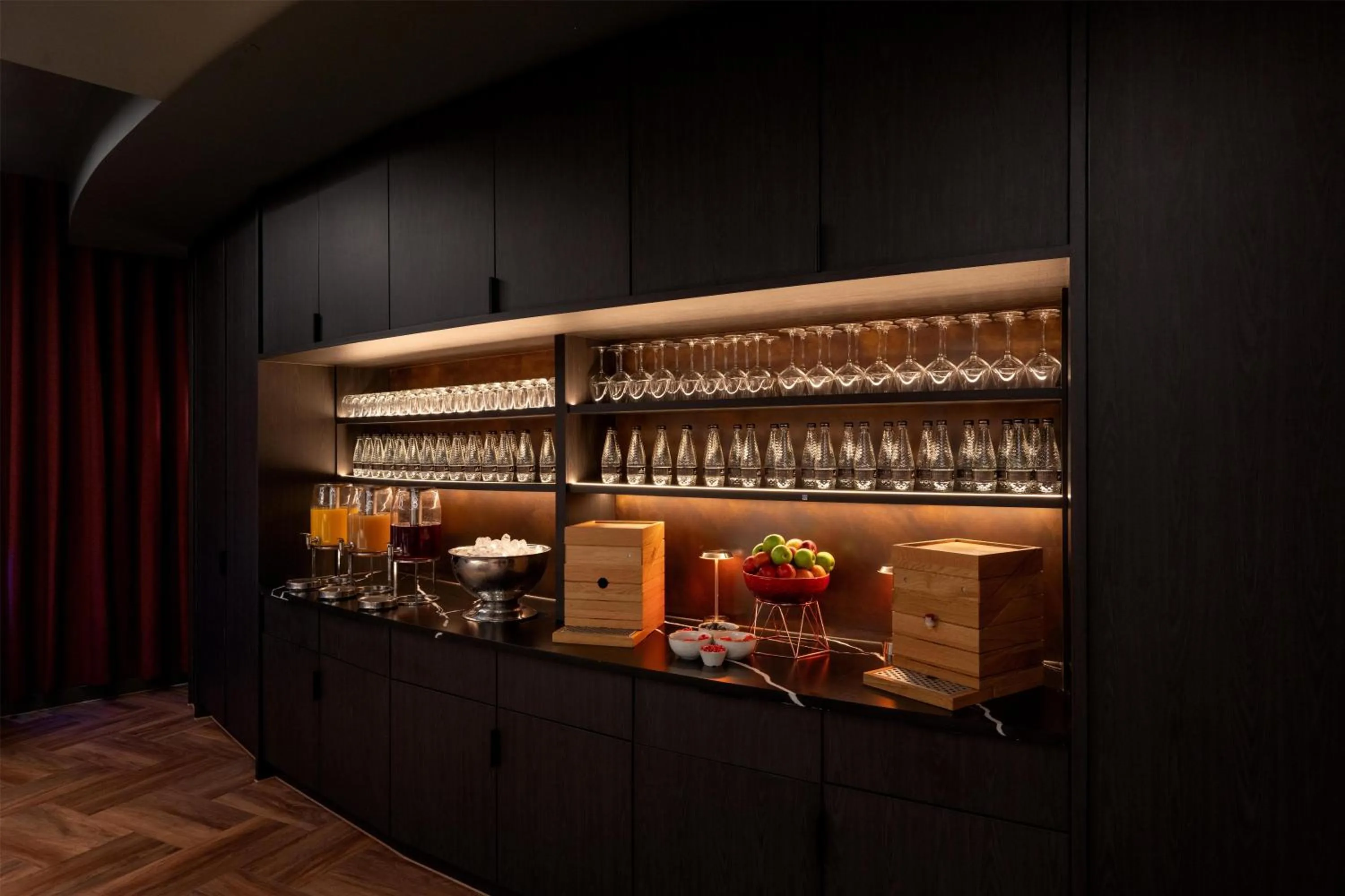 Meeting/conference room in Radisson RED London Twickenham