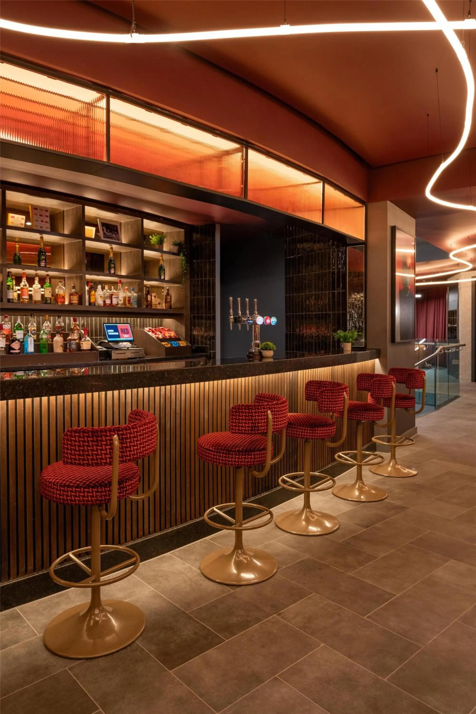 Lounge or bar in Radisson RED London Twickenham