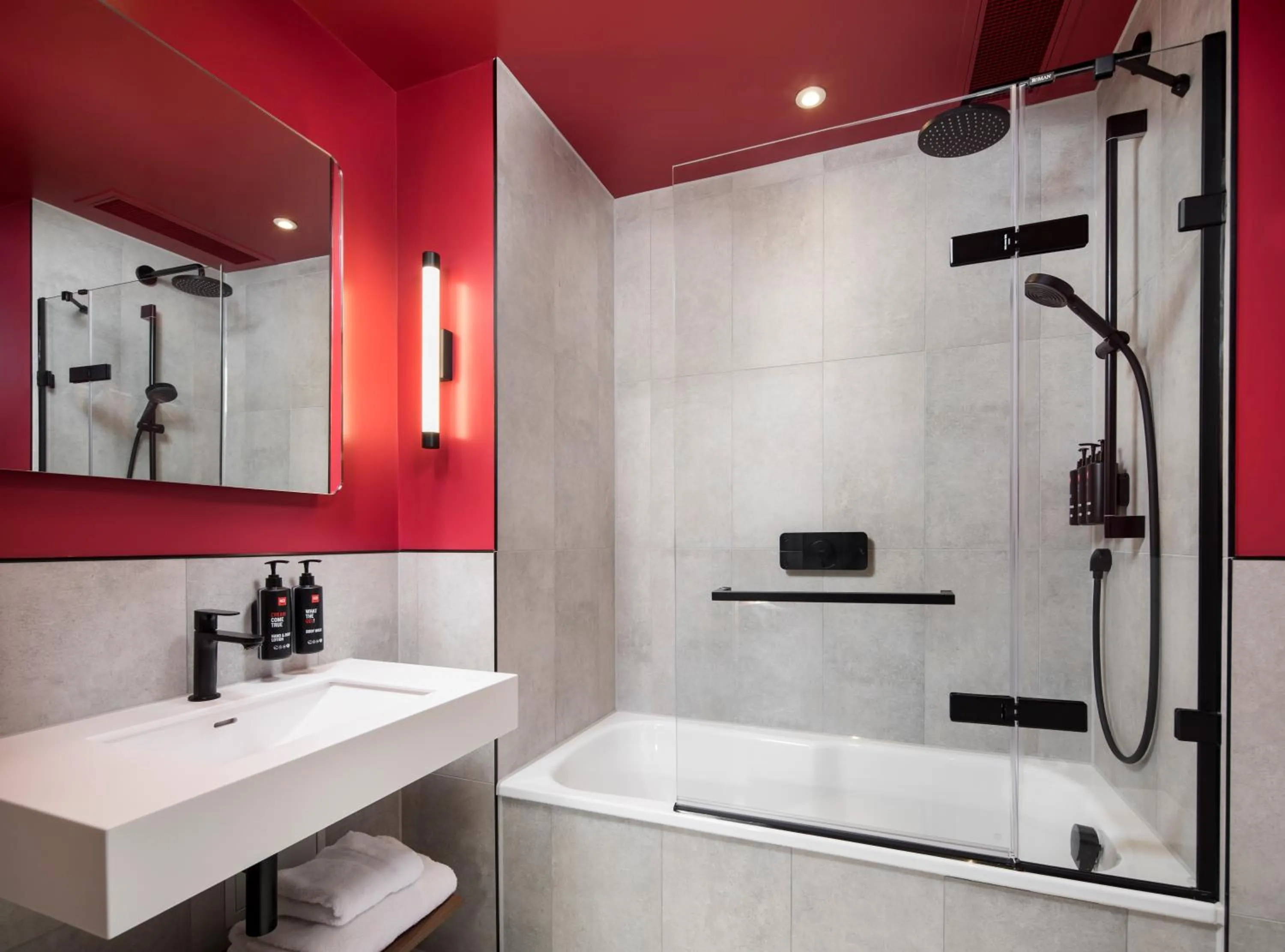 Shower in Radisson RED London Twickenham
