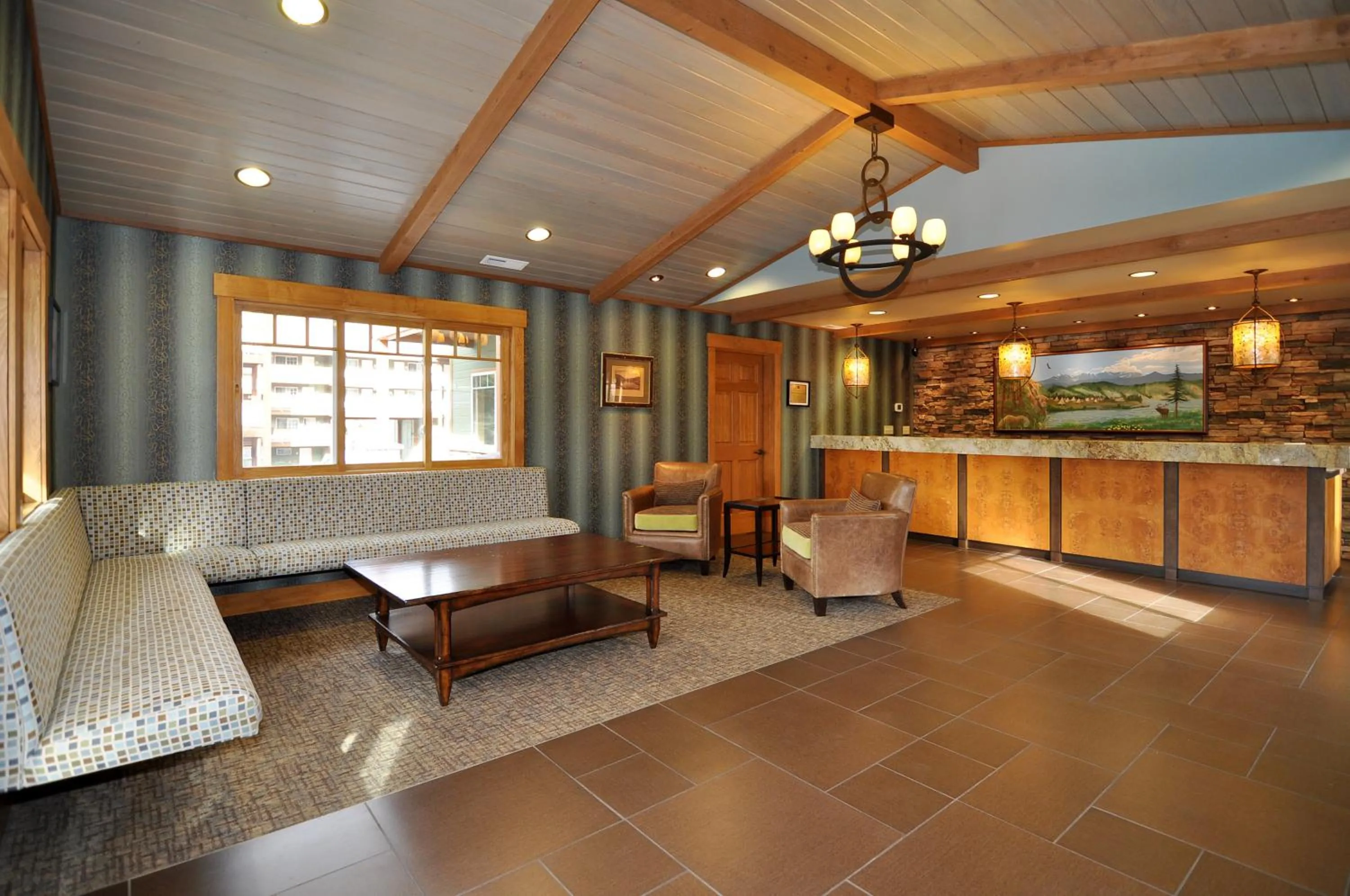 Lobby or reception in Lakeside Lodge and Suites