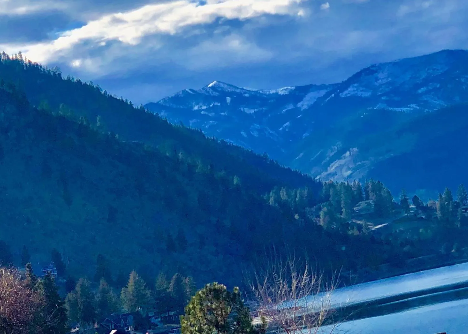 Lakeside Lodge and Suites