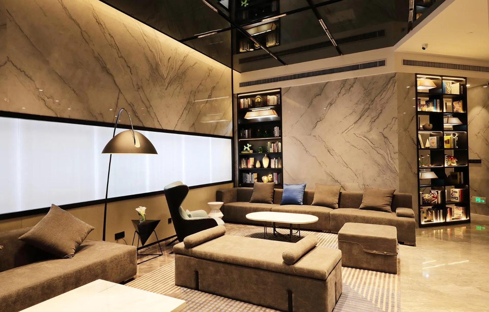 Lounge or bar in Hampton By Hilton Hangzhou Future Sign Technology City