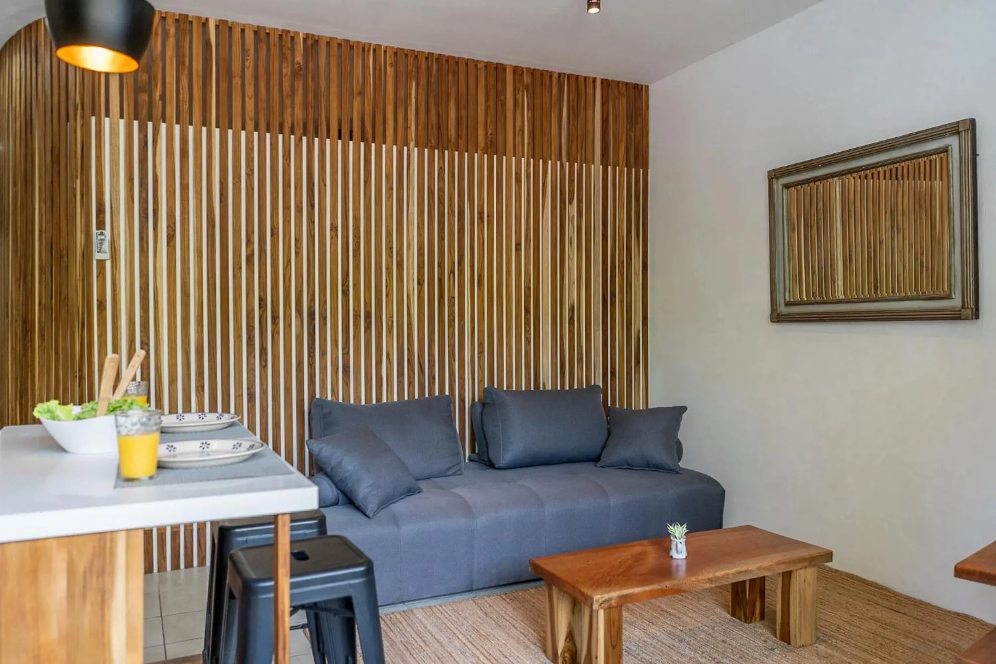 Living room in Plaza Royal Apartments