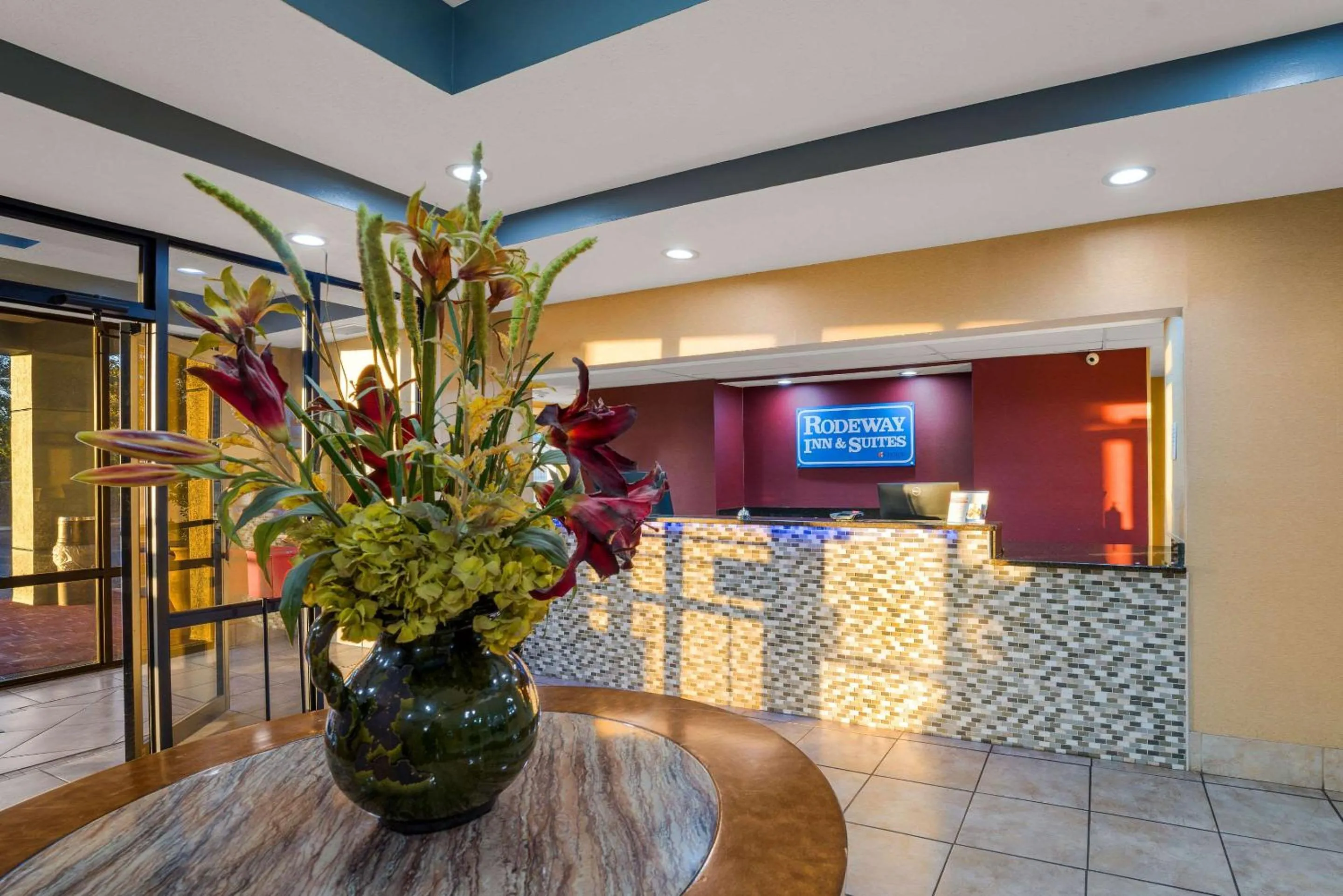 Lobby or reception in Rodeway Inn