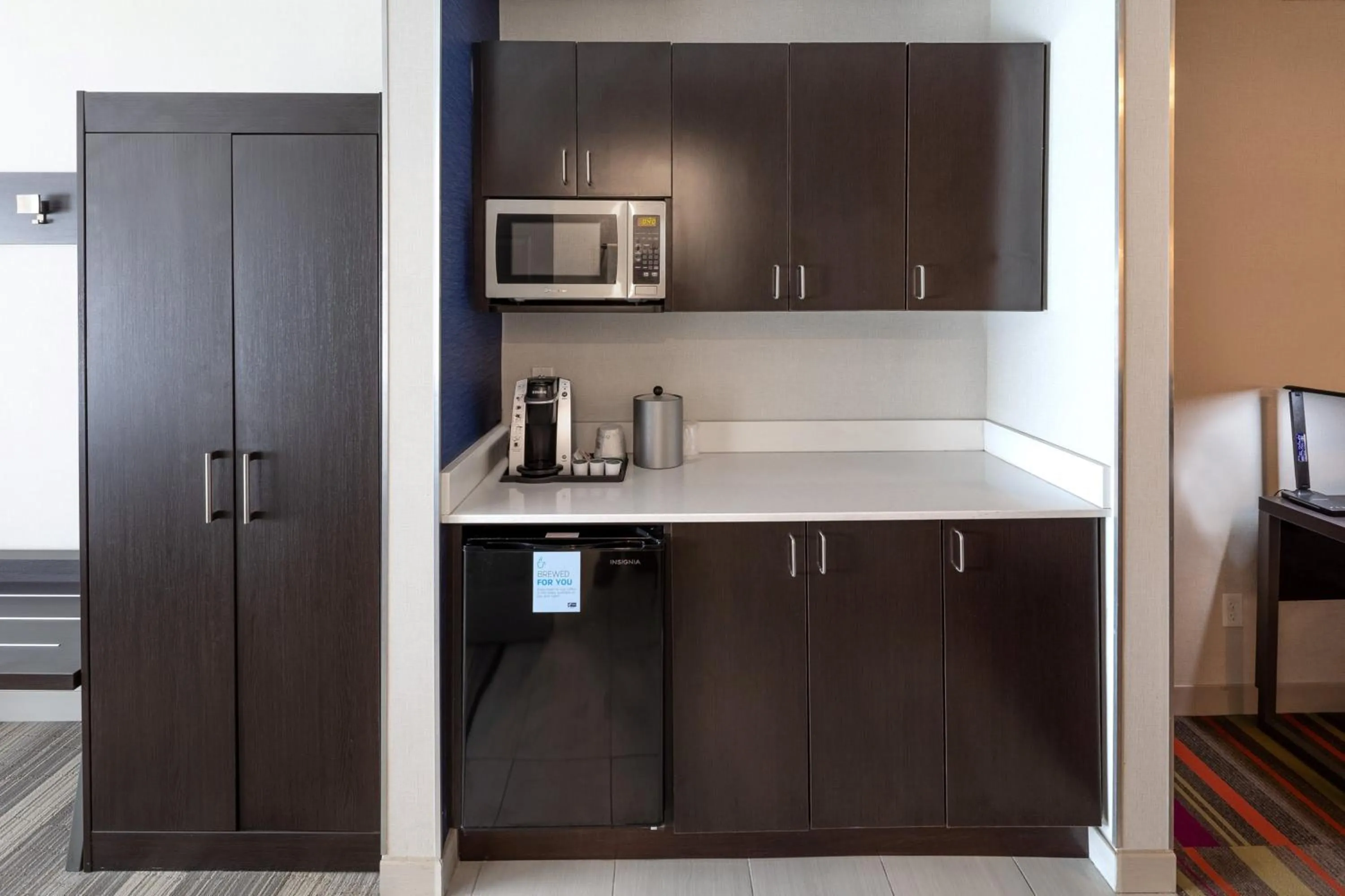 Bedroom in Holiday Inn Express & Suites Chicago West - St Charles by IHG