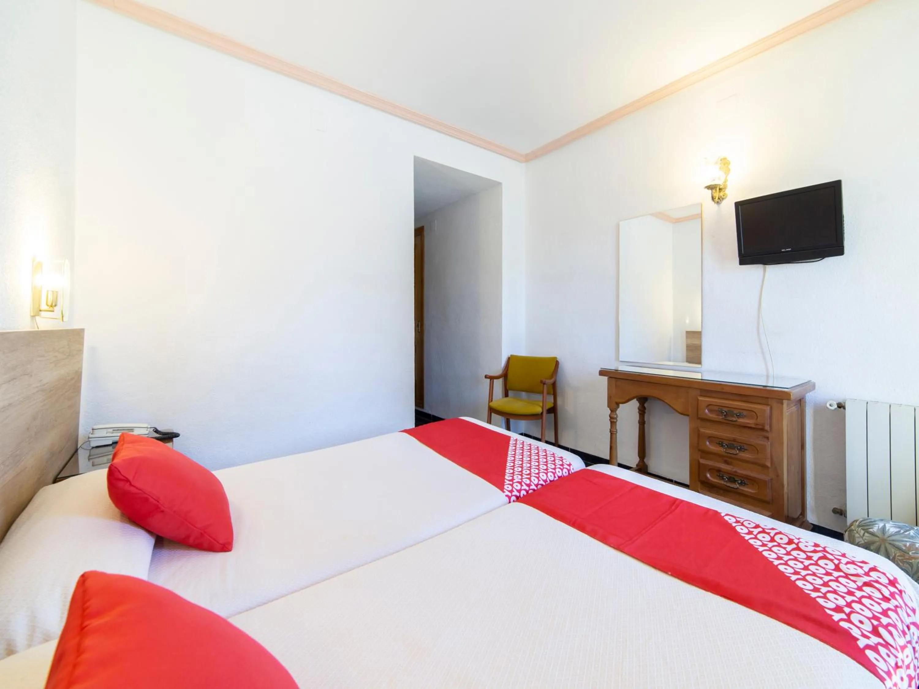 Bedroom, Bed in Hotel El Prado by Vivere Stays