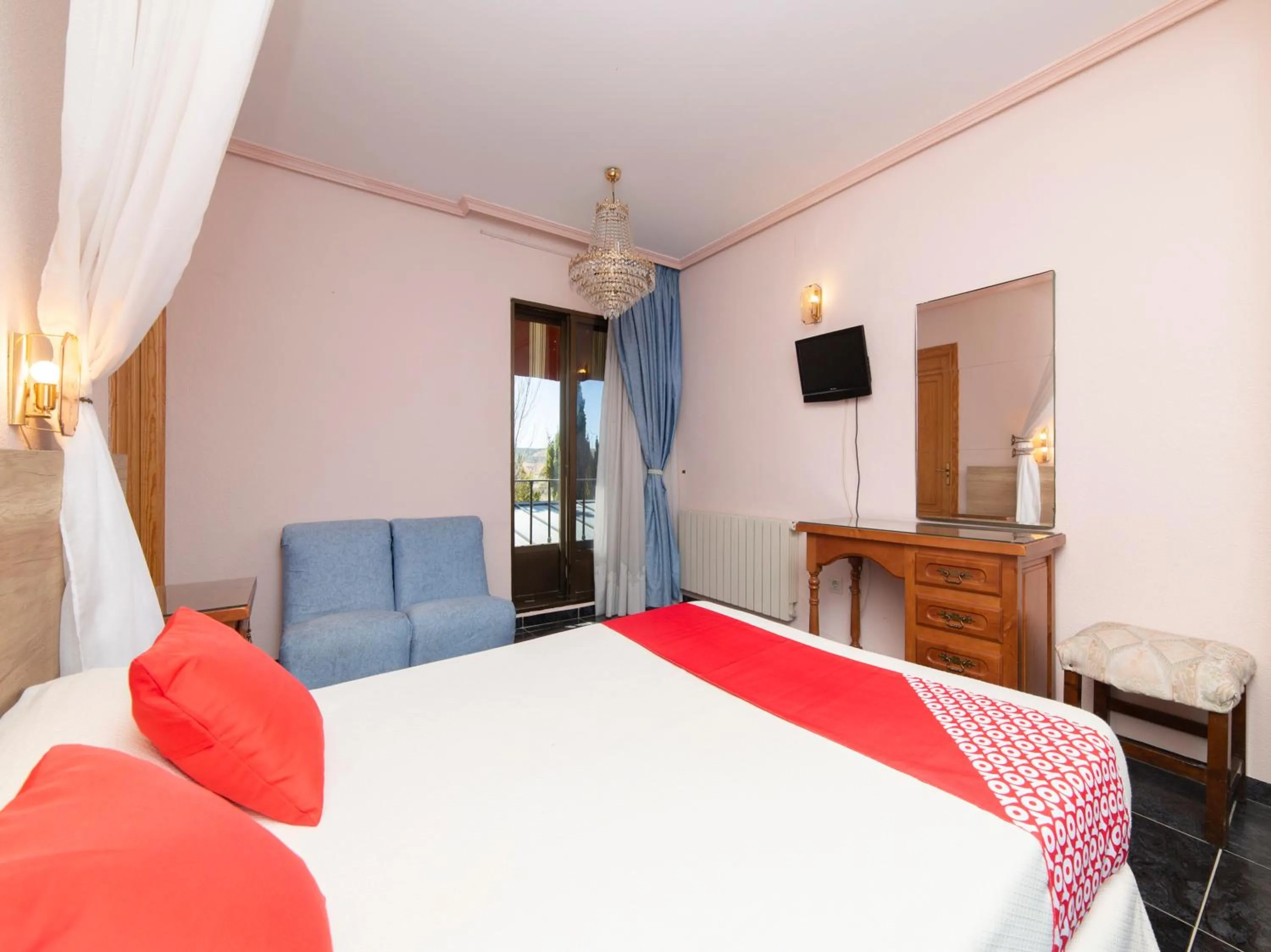 Bedroom, Bed in Hotel El Prado by Vivere Stays