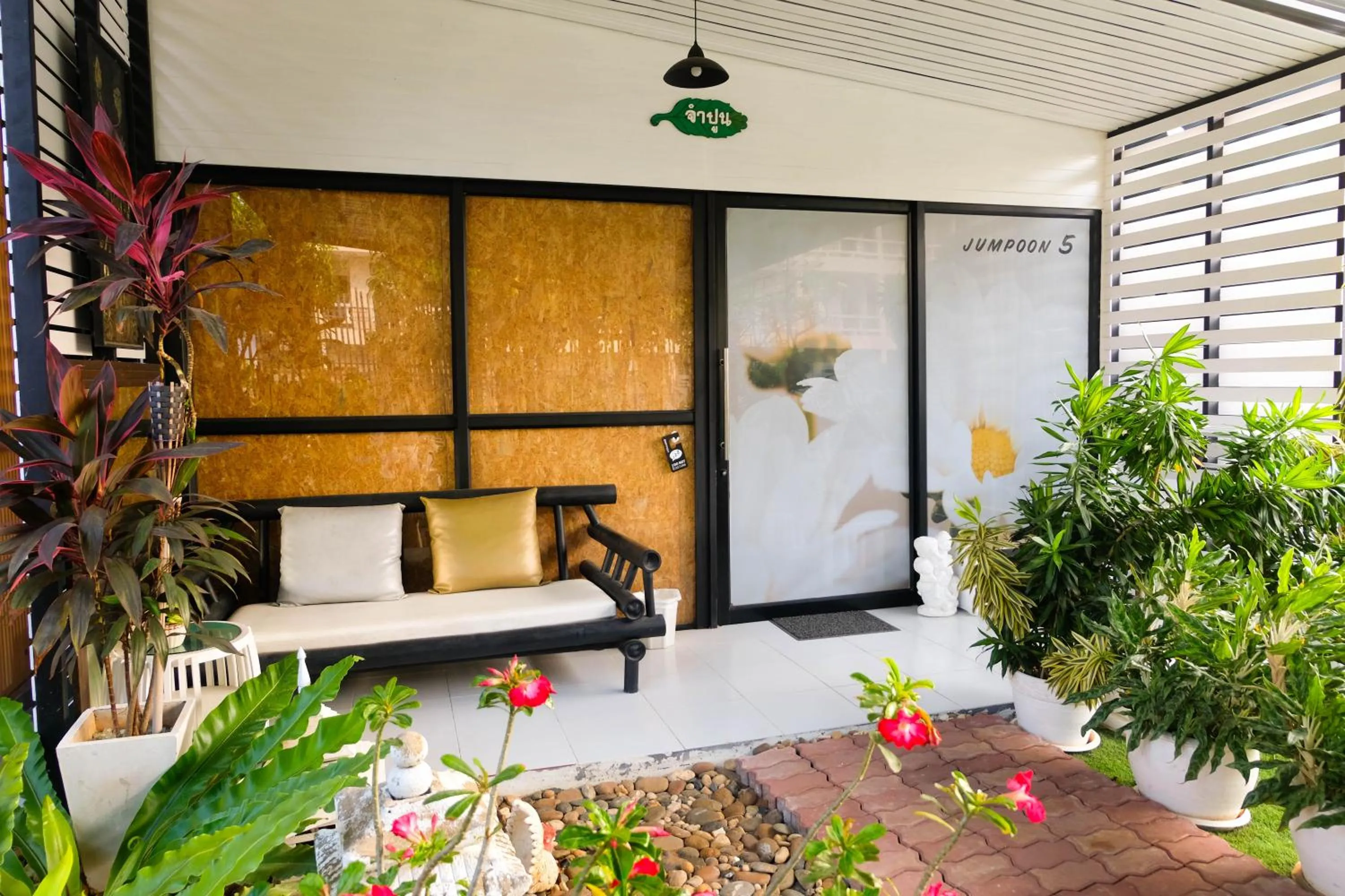 Property building in Baan Poon Garden