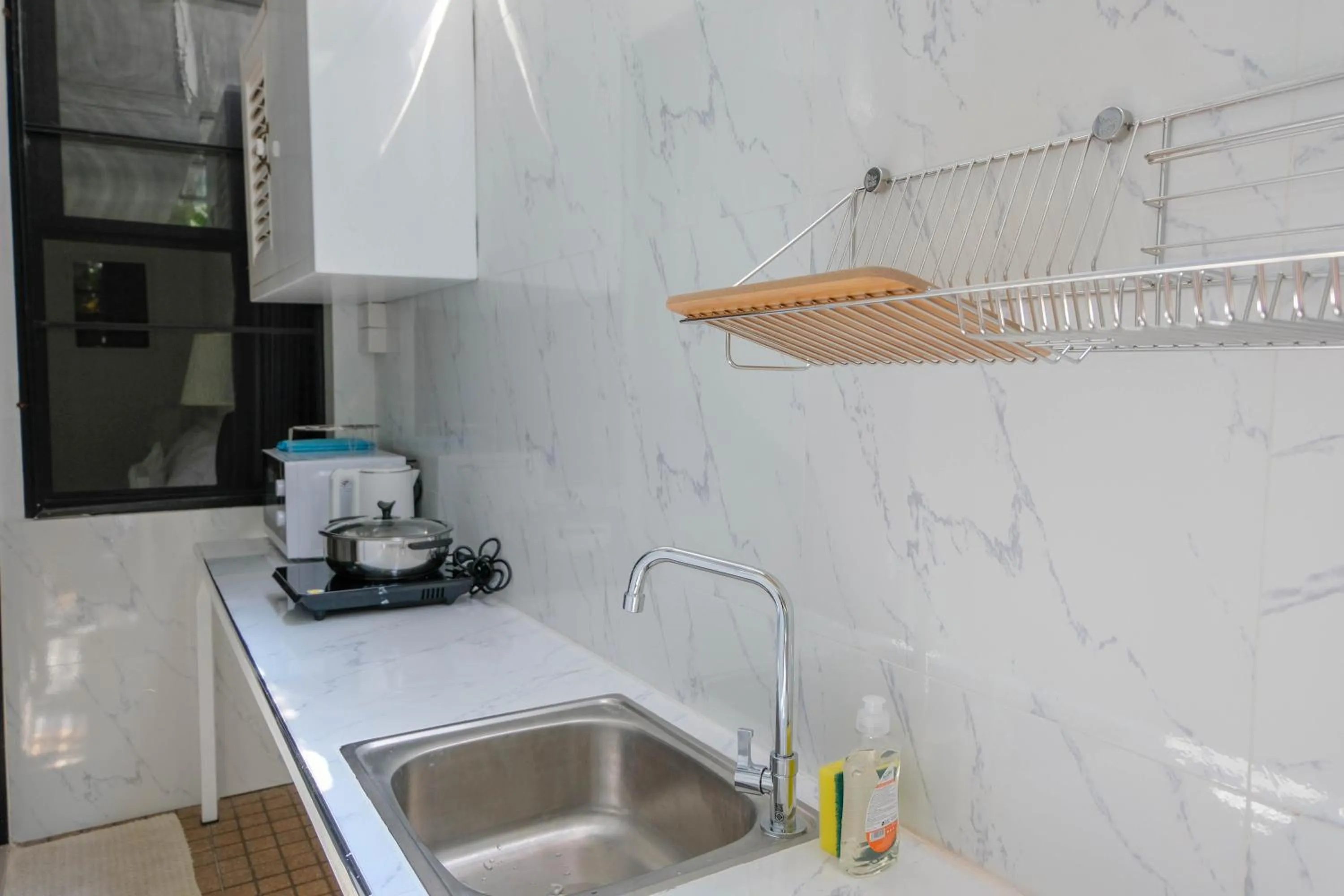 Kitchen or kitchenette in Baan Poon Garden