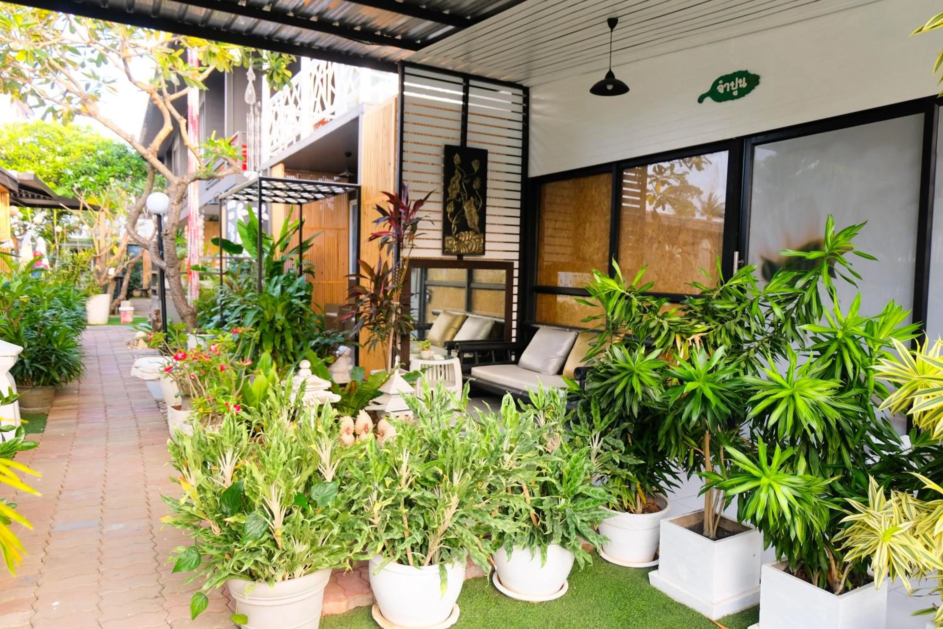 Balcony/Terrace in Baan Poon Garden