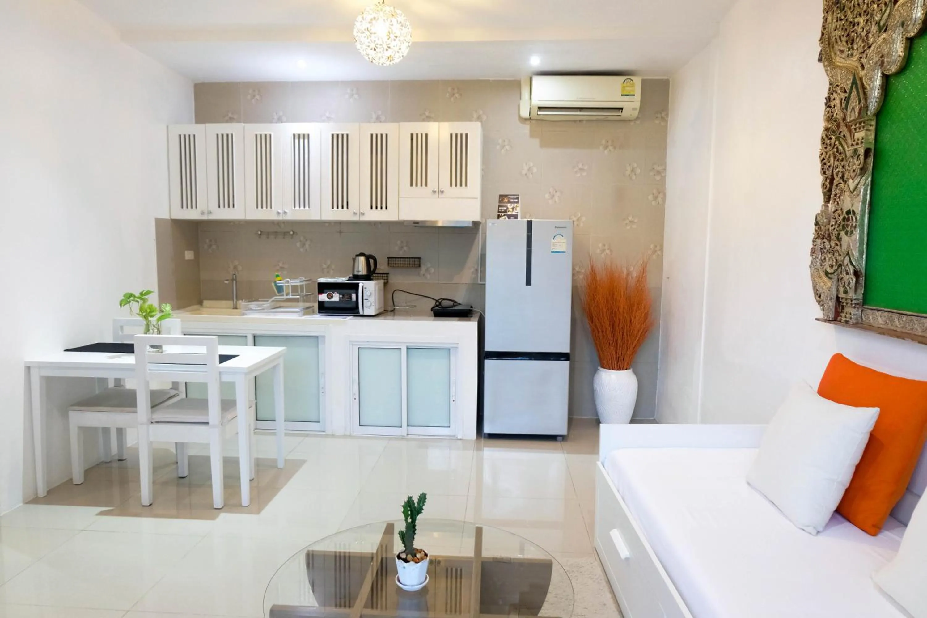 Photo of the whole room in Baan Poon Garden