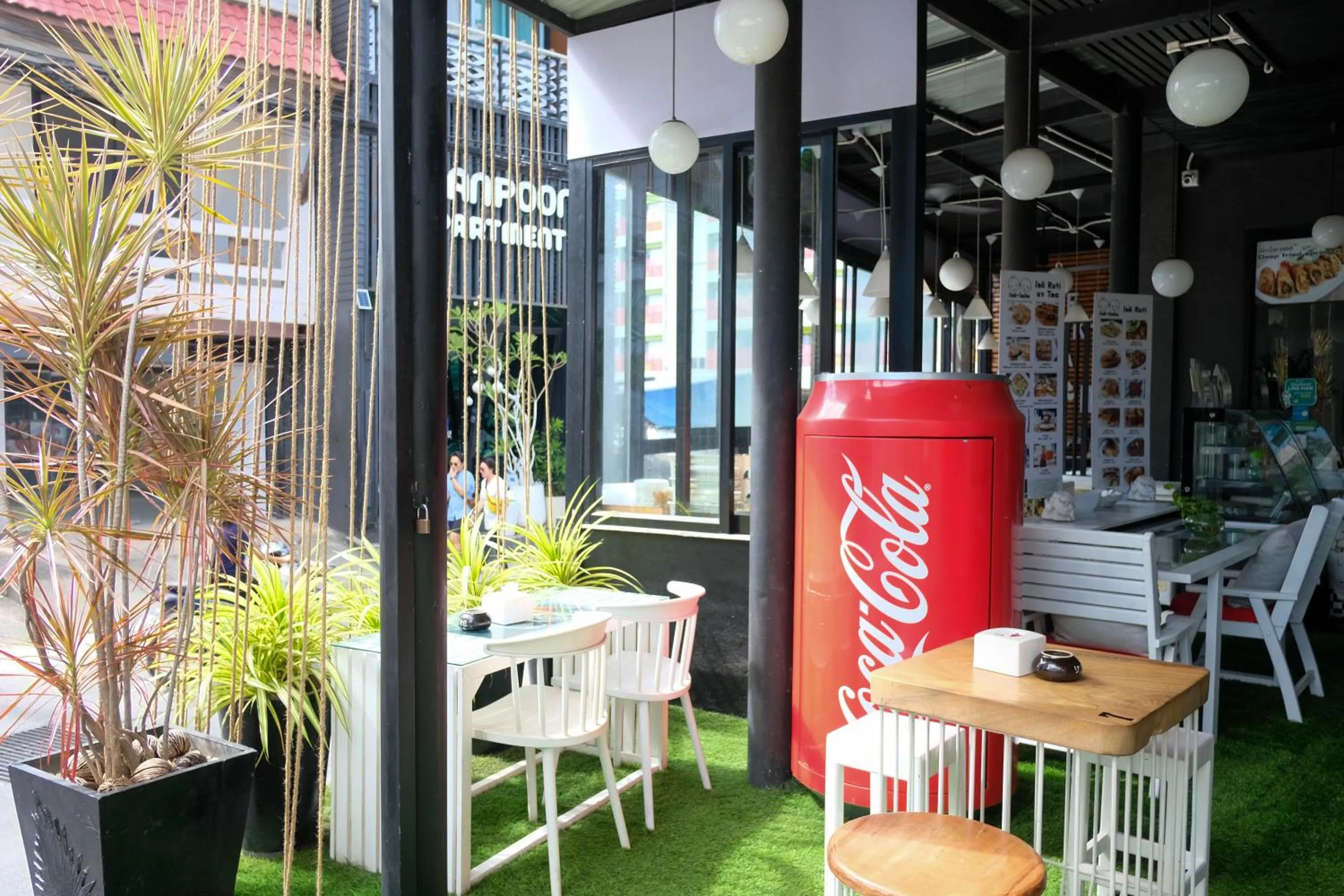 Restaurant/places to eat in Baan Poon Garden