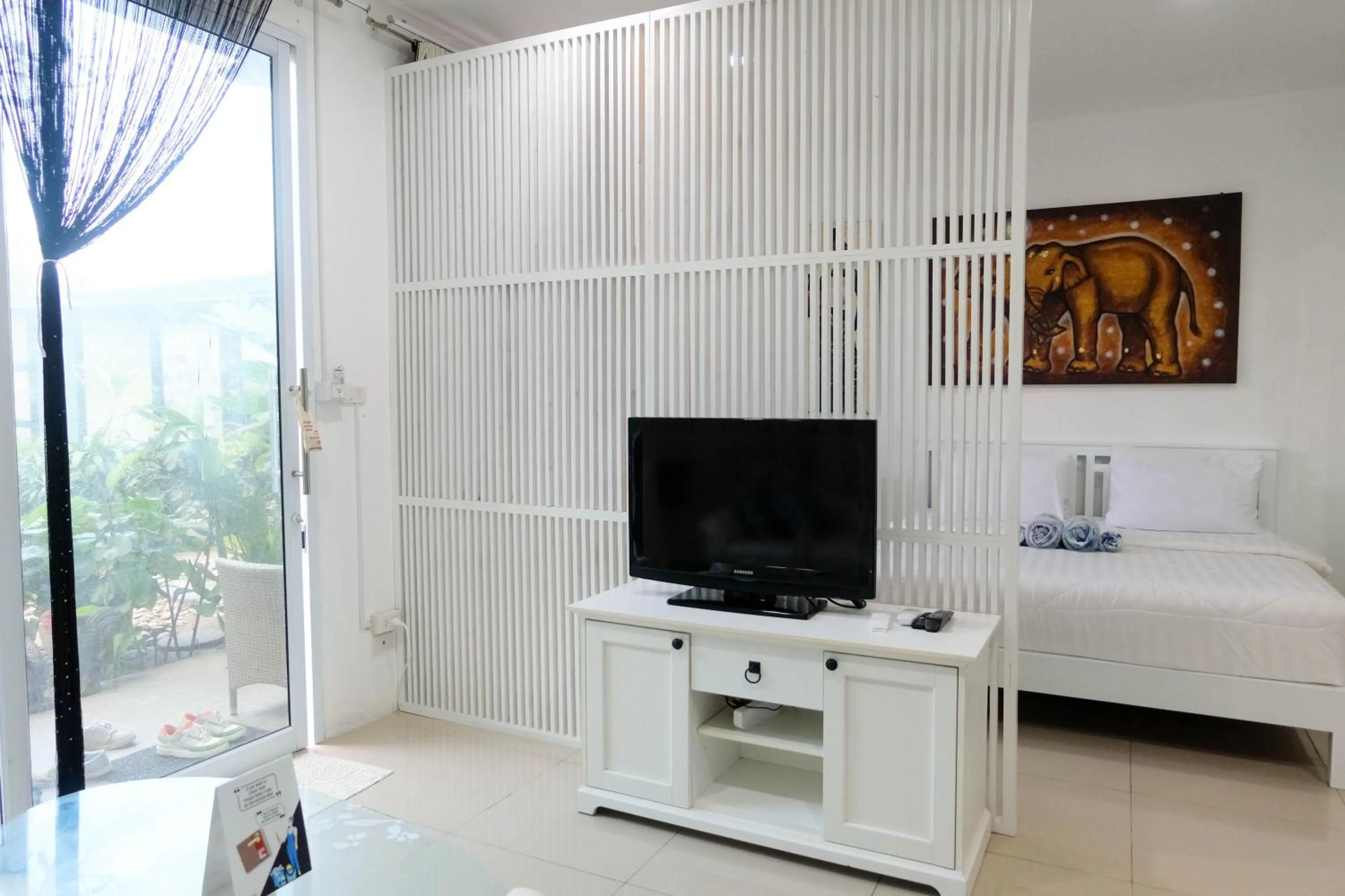 Photo of the whole room in Baan Poon Garden