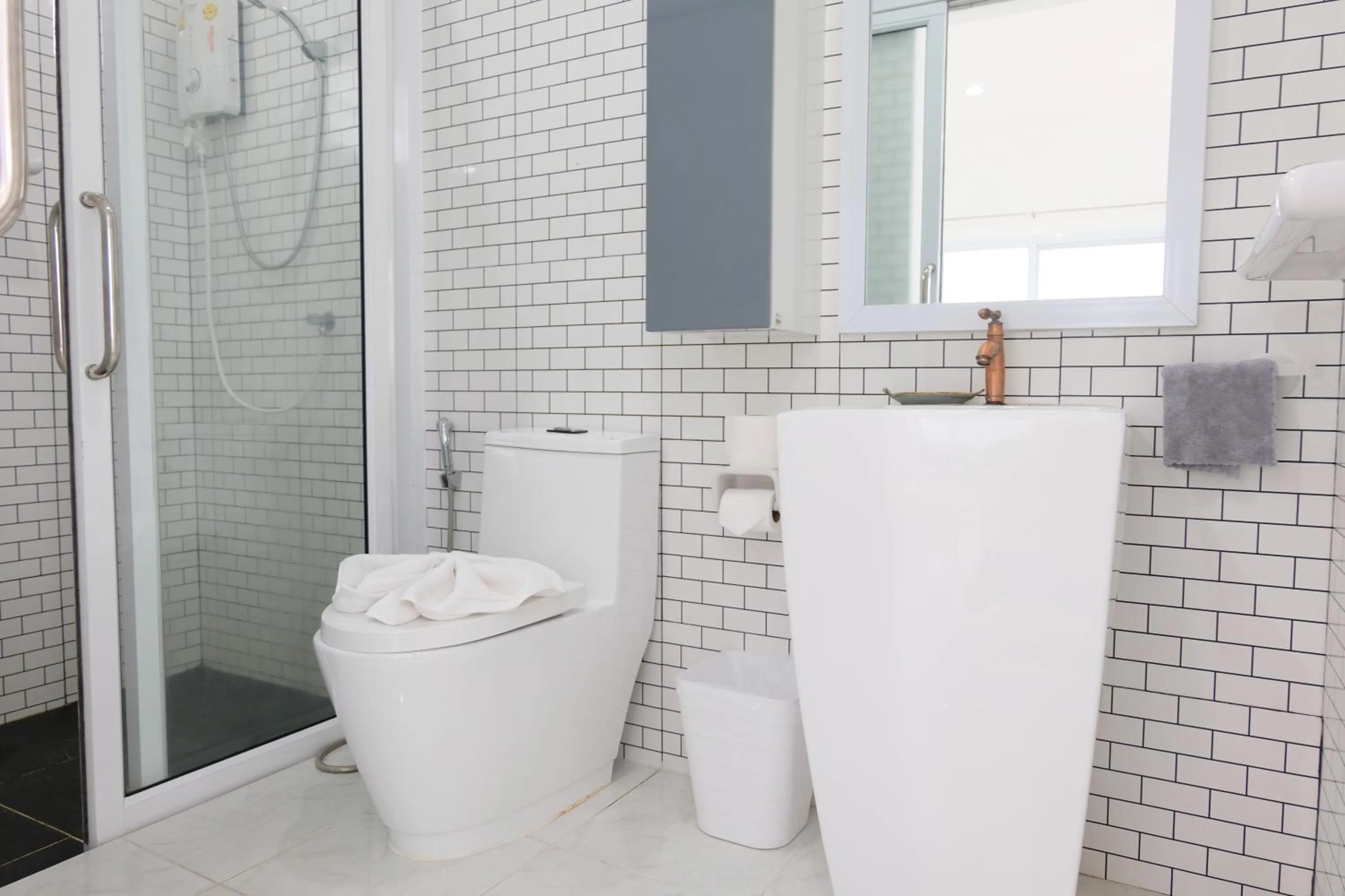 Toilet in Baan Poon Garden