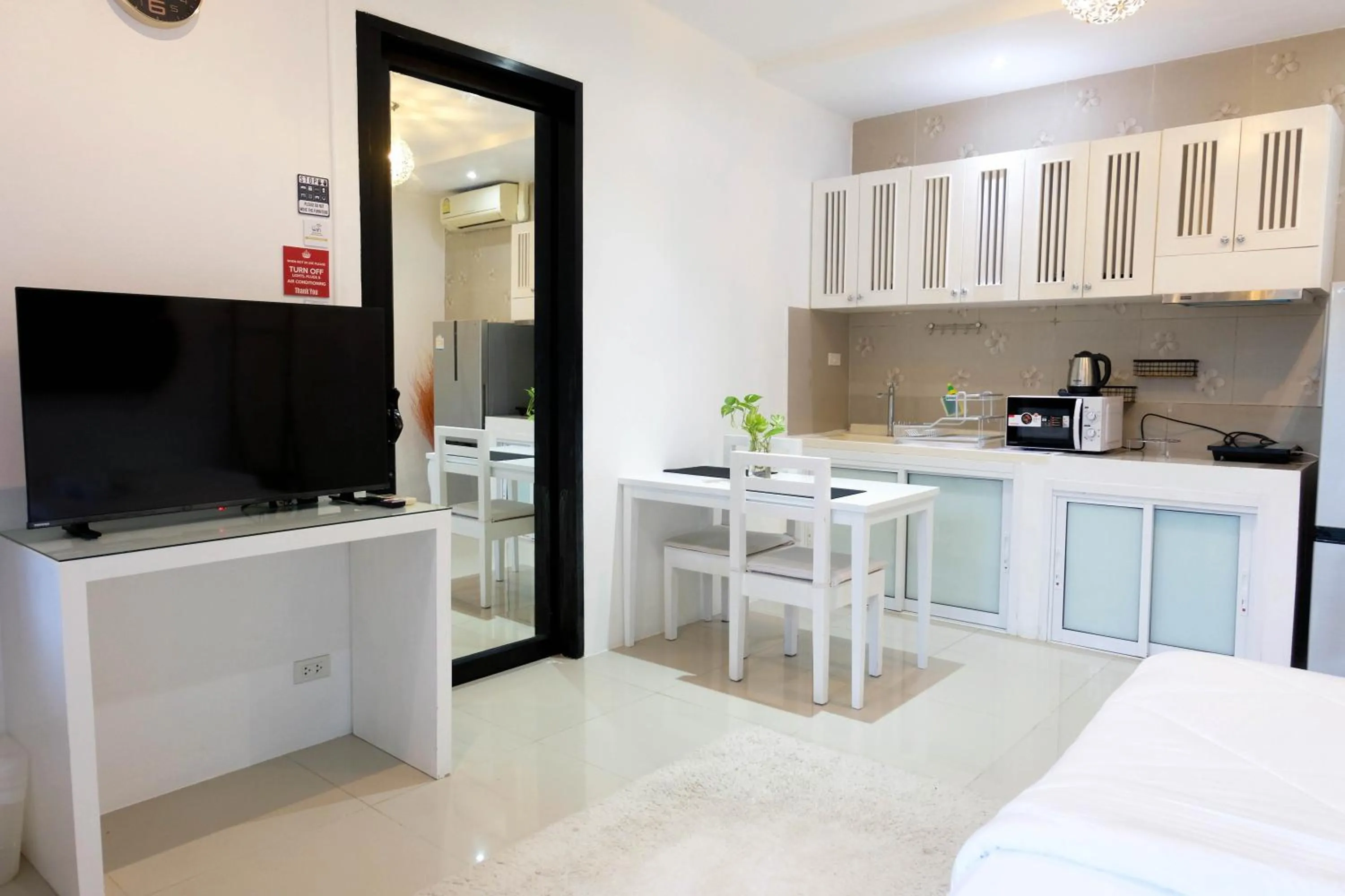 Kitchen or kitchenette in Baan Poon Garden