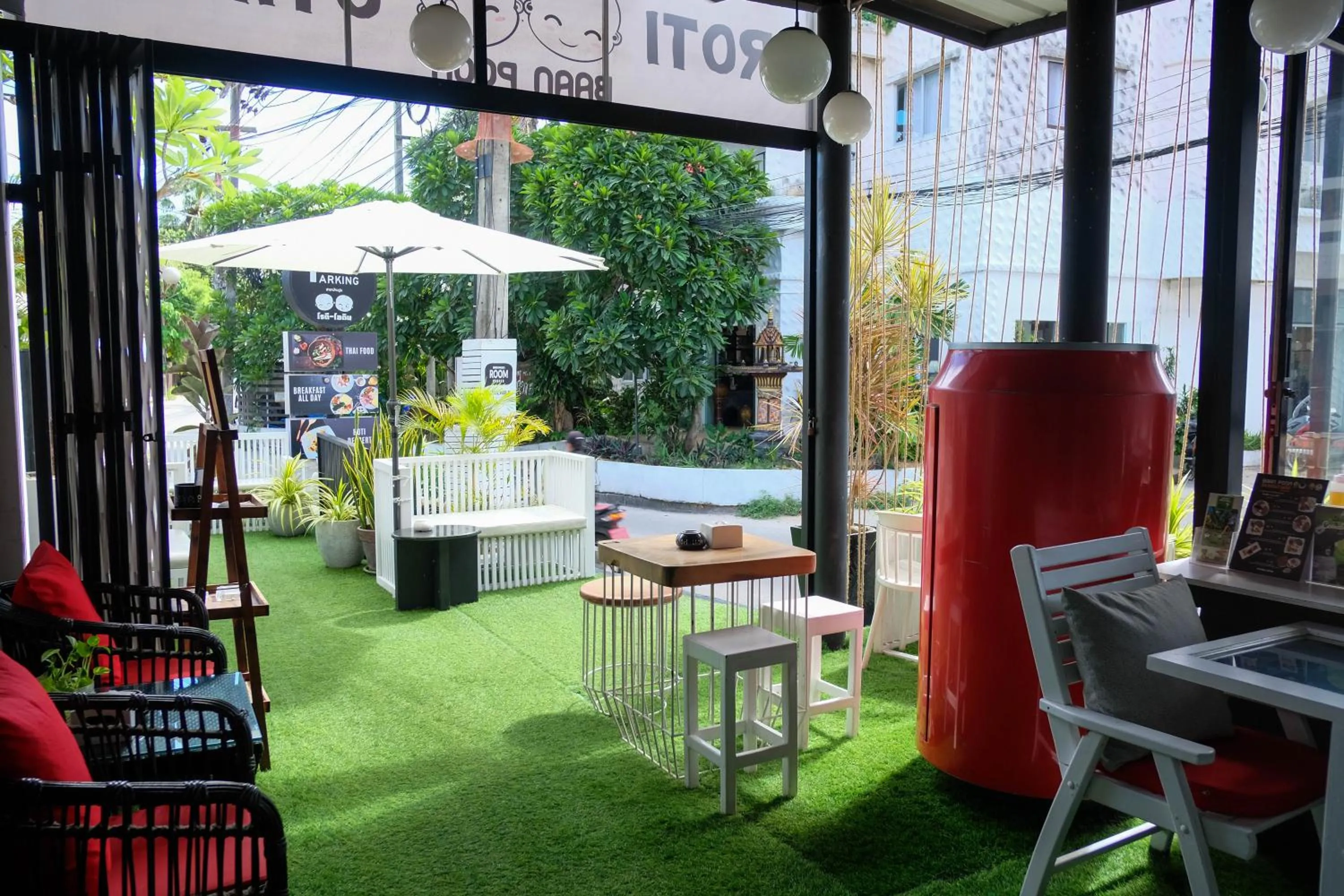 Restaurant/places to eat in Baan Poon Garden