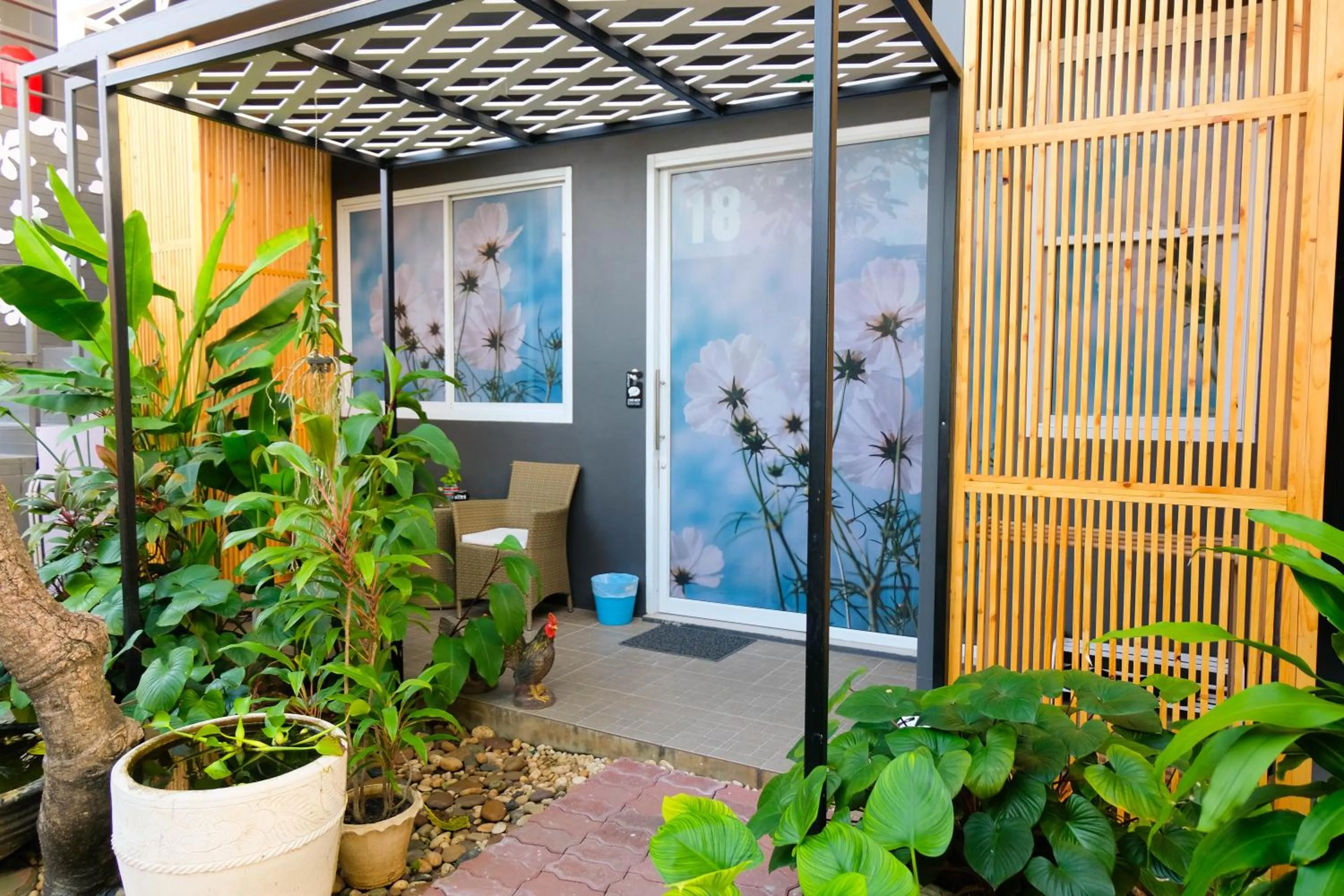 Property building in Baan Poon Garden