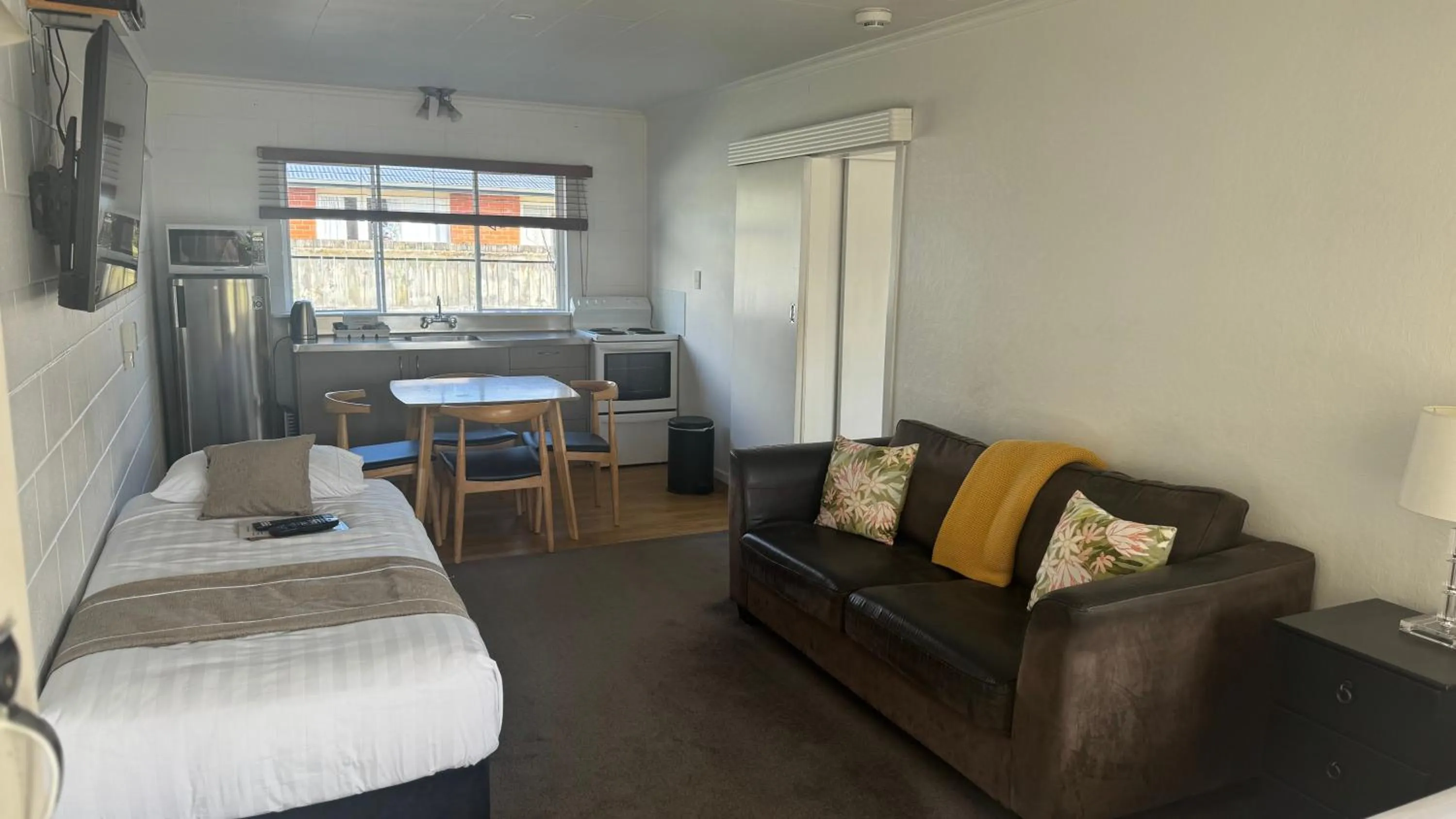 Bed in Bristol Motel