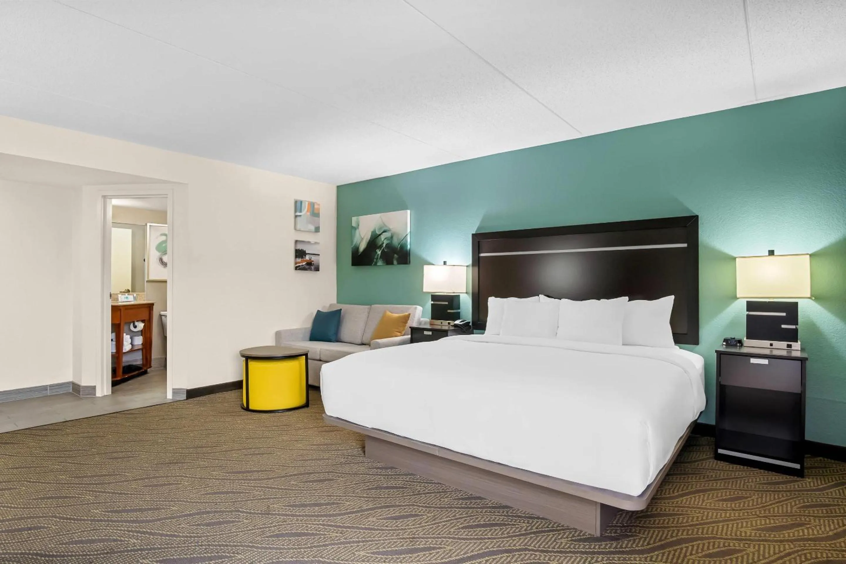 Bedroom, Bed in Comfort Inn Cadillac