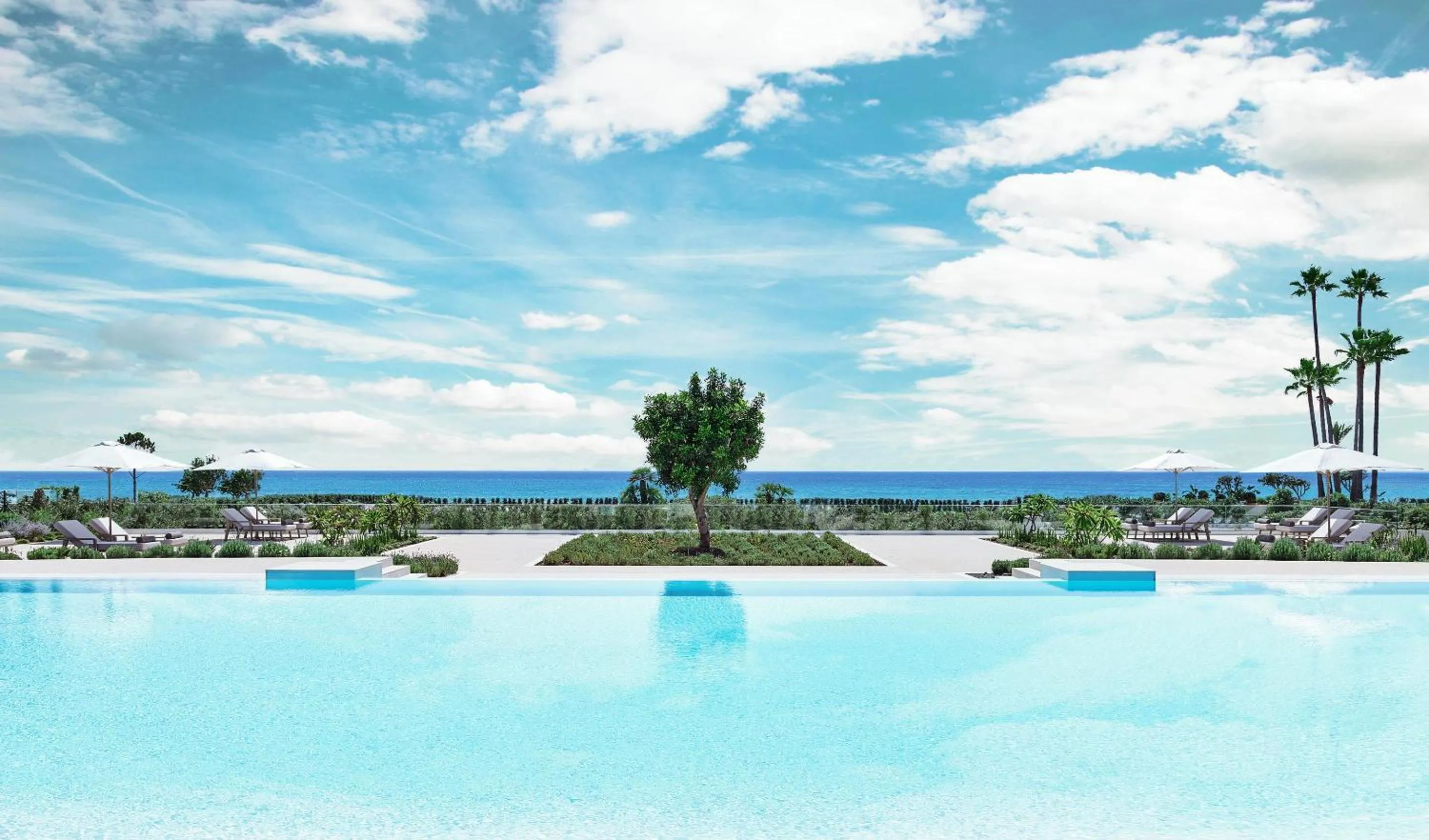 Swimming pool in Ikos Andalusia