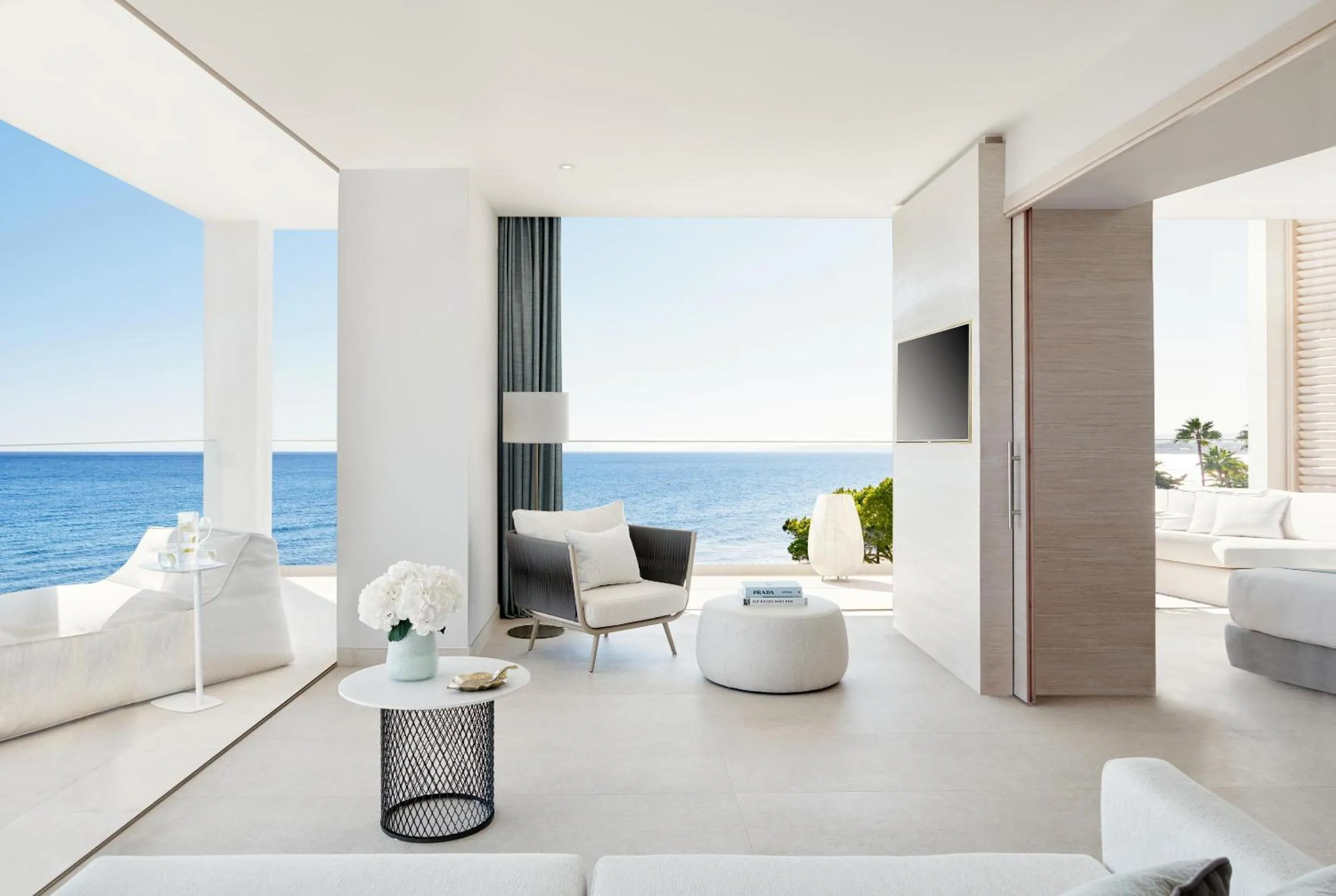 Photo of the whole room in Ikos Andalusia