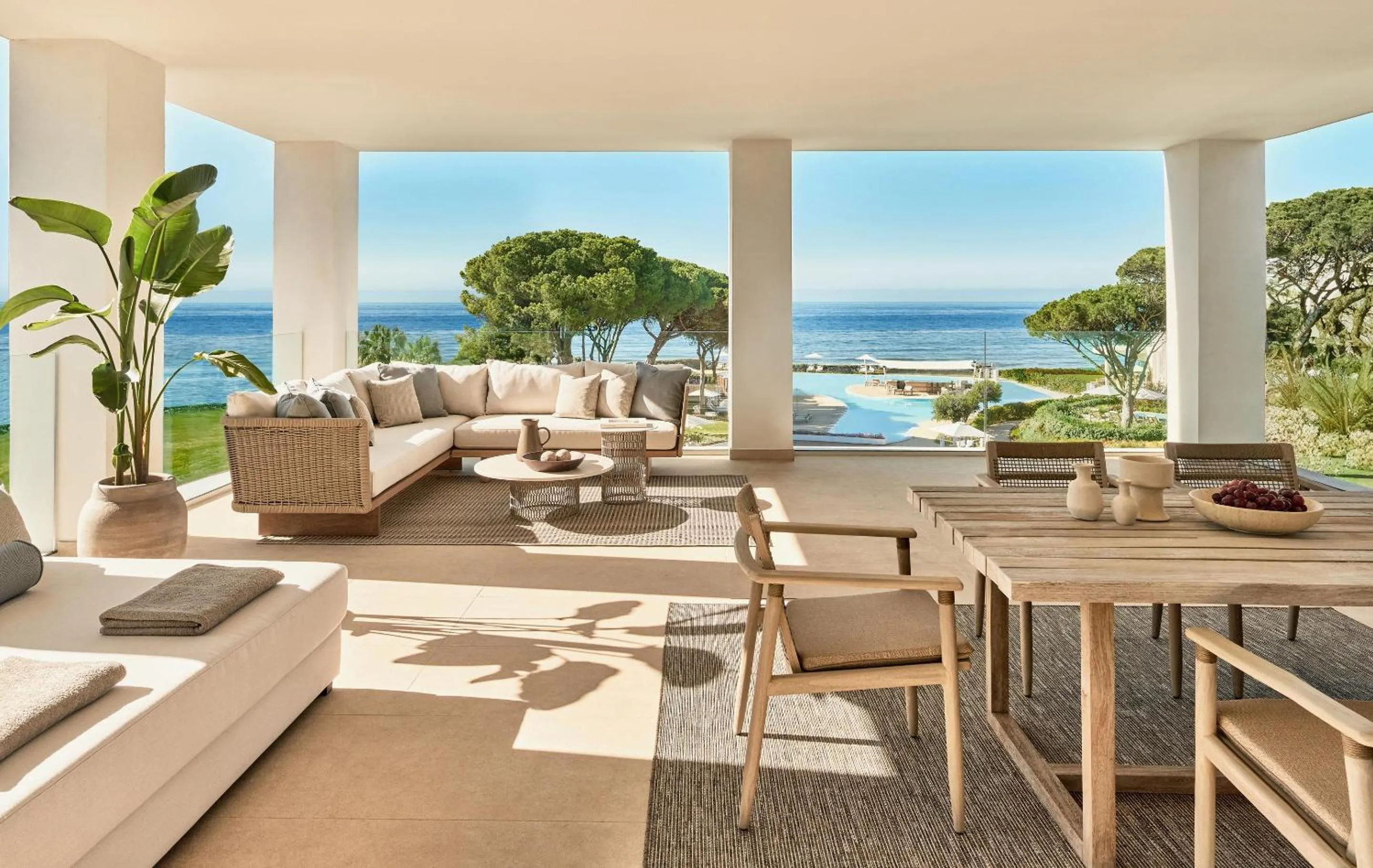 Photo of the whole room in Ikos Andalusia