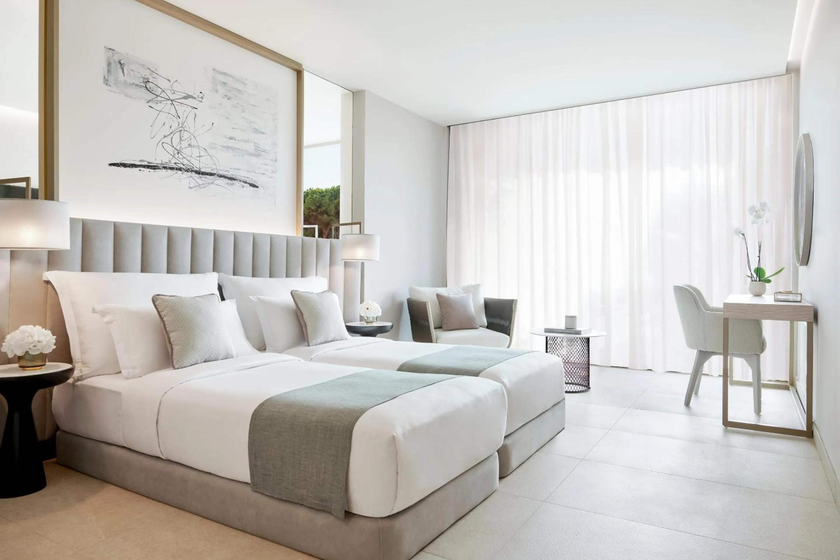 Photo of the whole room, Bed in Ikos Andalusia