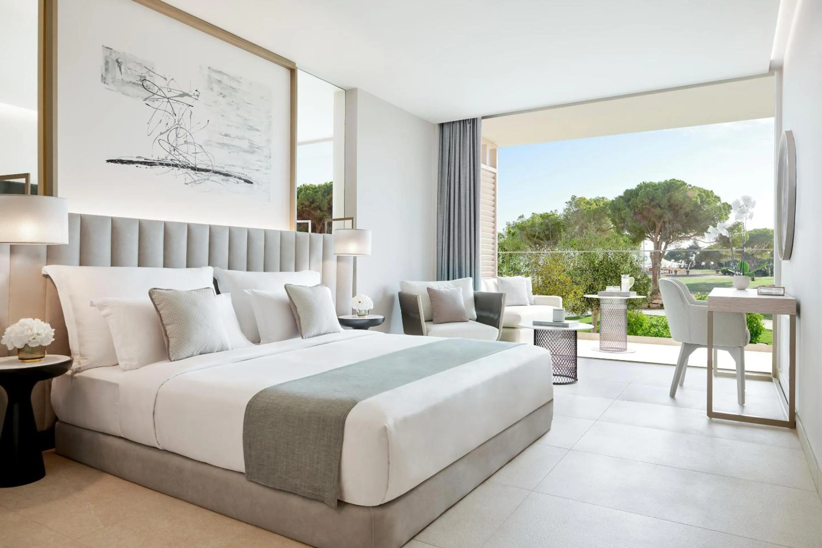 Photo of the whole room, Bed in Ikos Andalusia