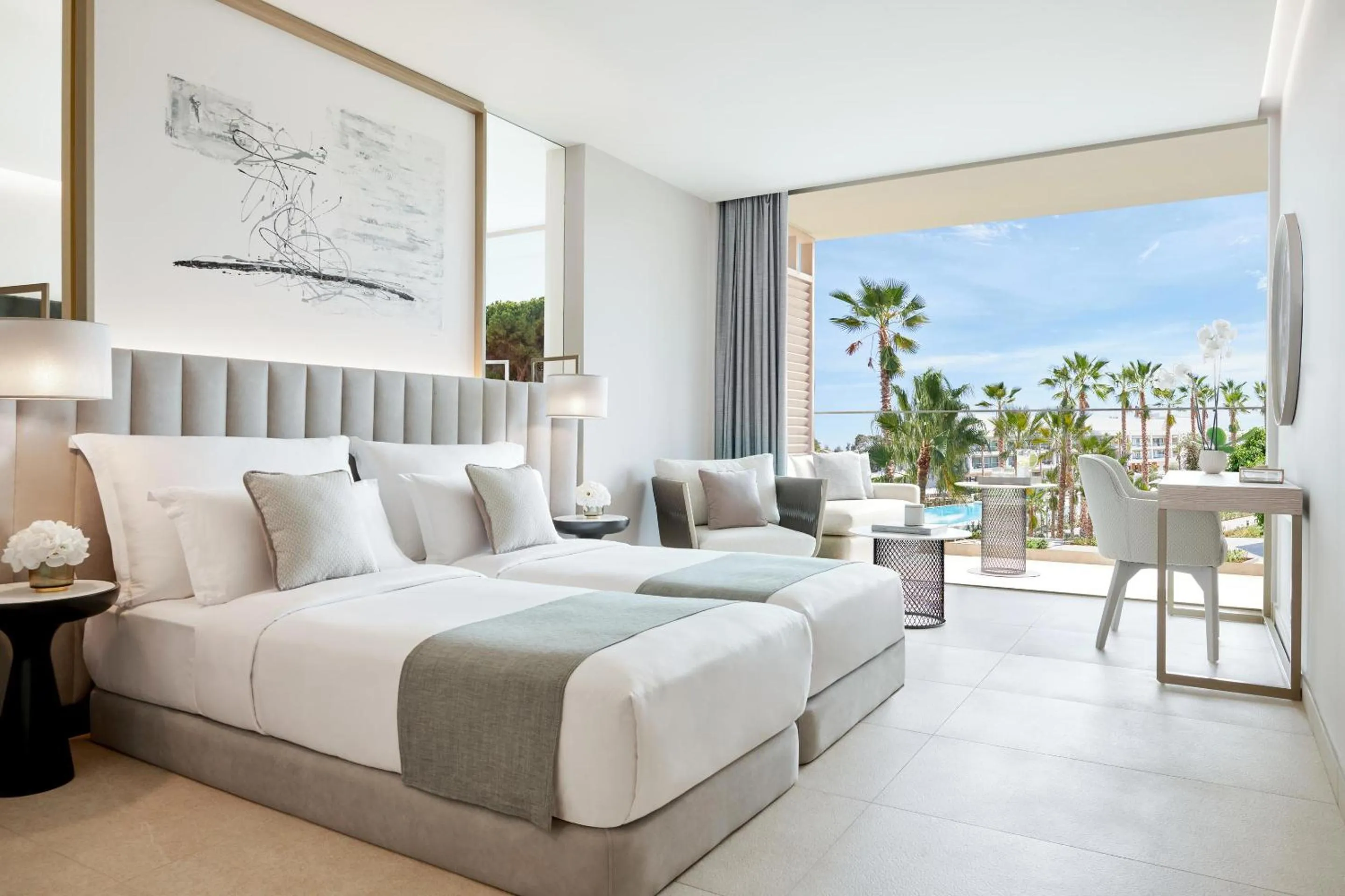 Photo of the whole room, Bed in Ikos Andalusia