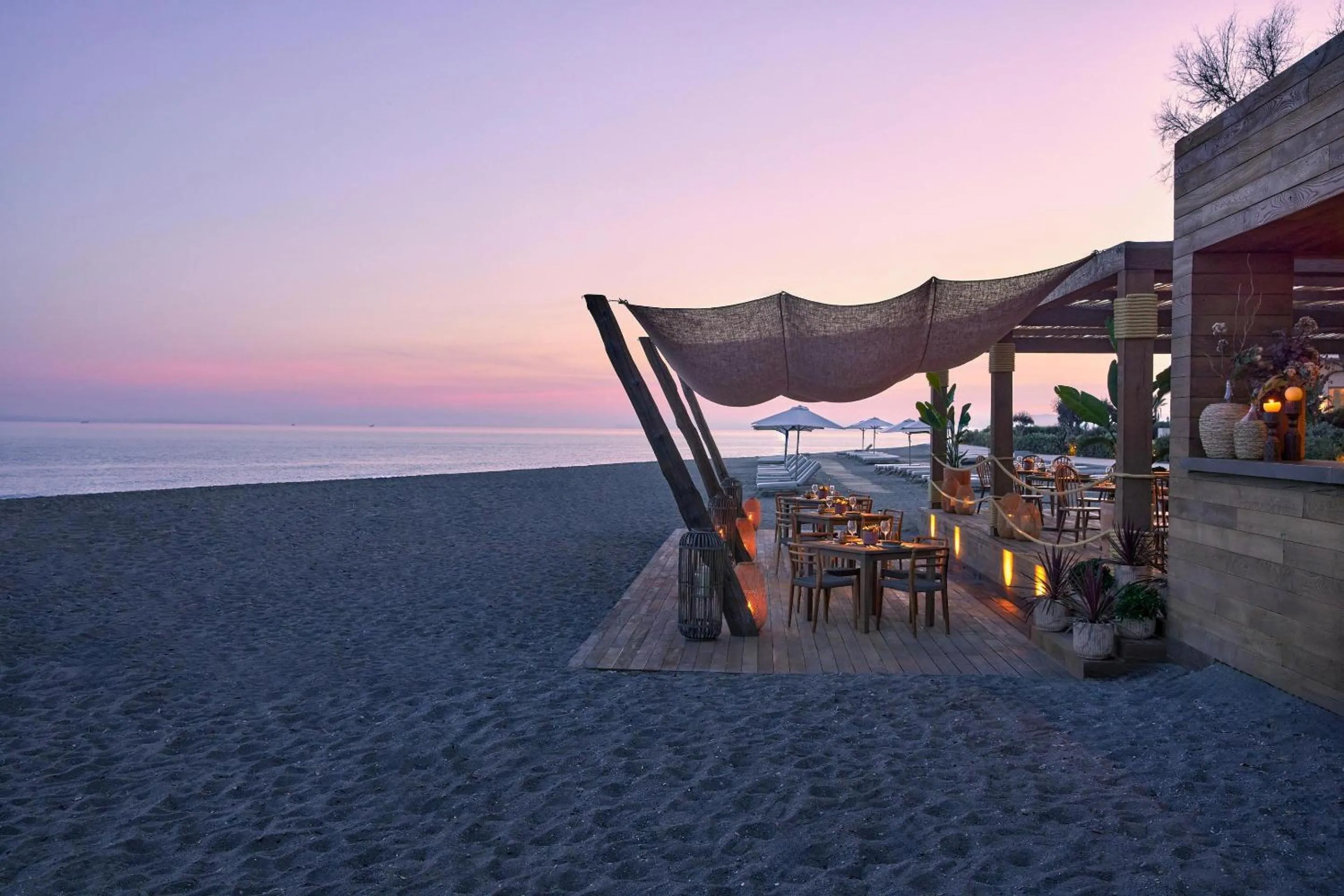 Restaurant/places to eat in Ikos Andalusia